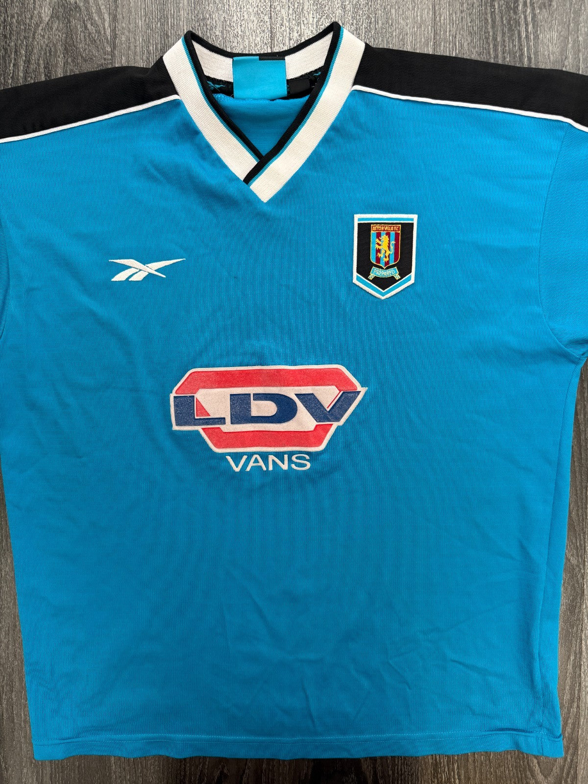 Original Authentic Reebok Aston Villa 1998/1999 Away Shirt Mens Large0