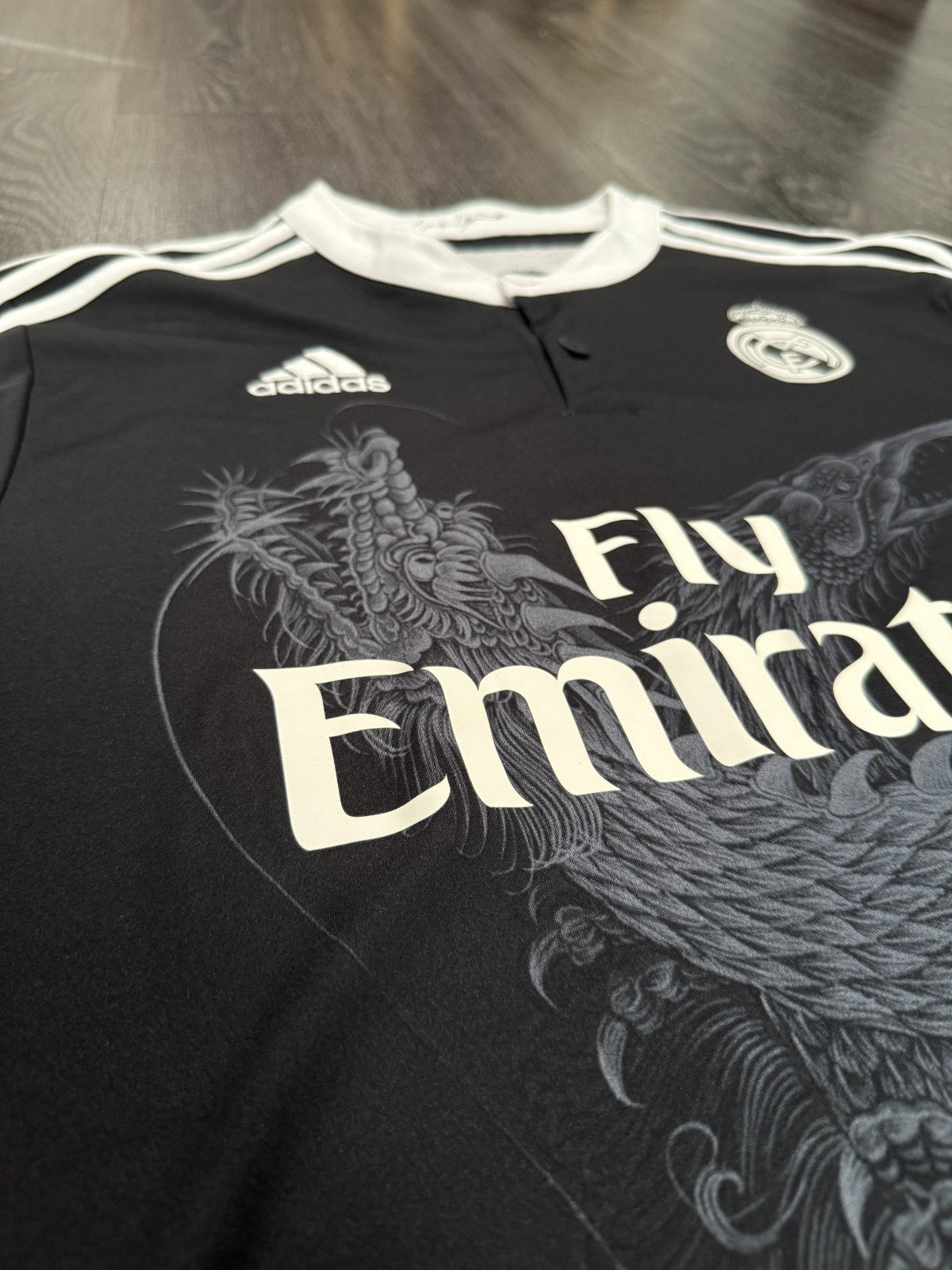 Original Adidas Real Madrid 2014/2015 Third Shirt Mens Large3