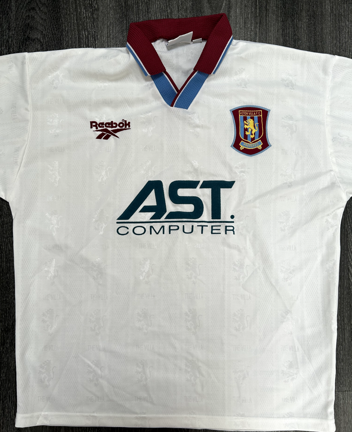 Original Authentic Reebok Aston Villa 1996/1997 Away Shirt Mens Large0