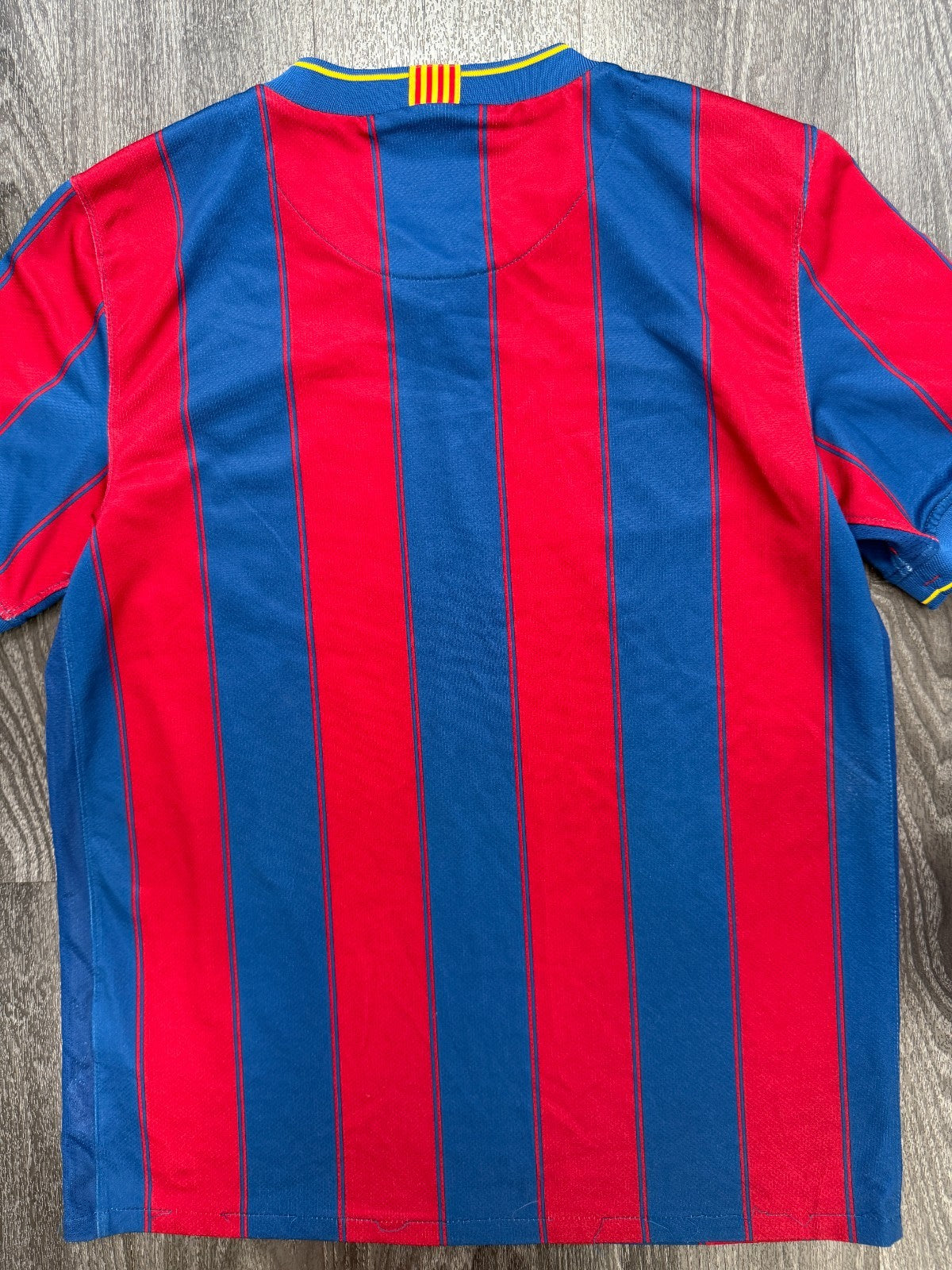 Original Authentic Nike Barcelona 2009/2010 Home Shirt Mens Small4