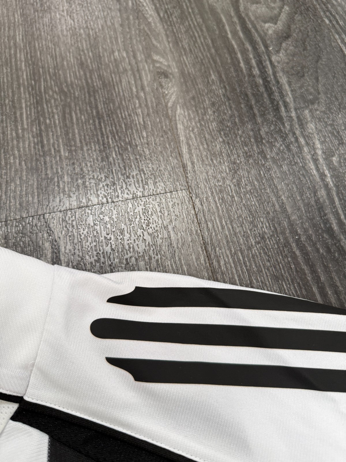 Original Adidas Newcastle United 2005/2006 Long Sleeve Home Shirt SHEARER 9 M9