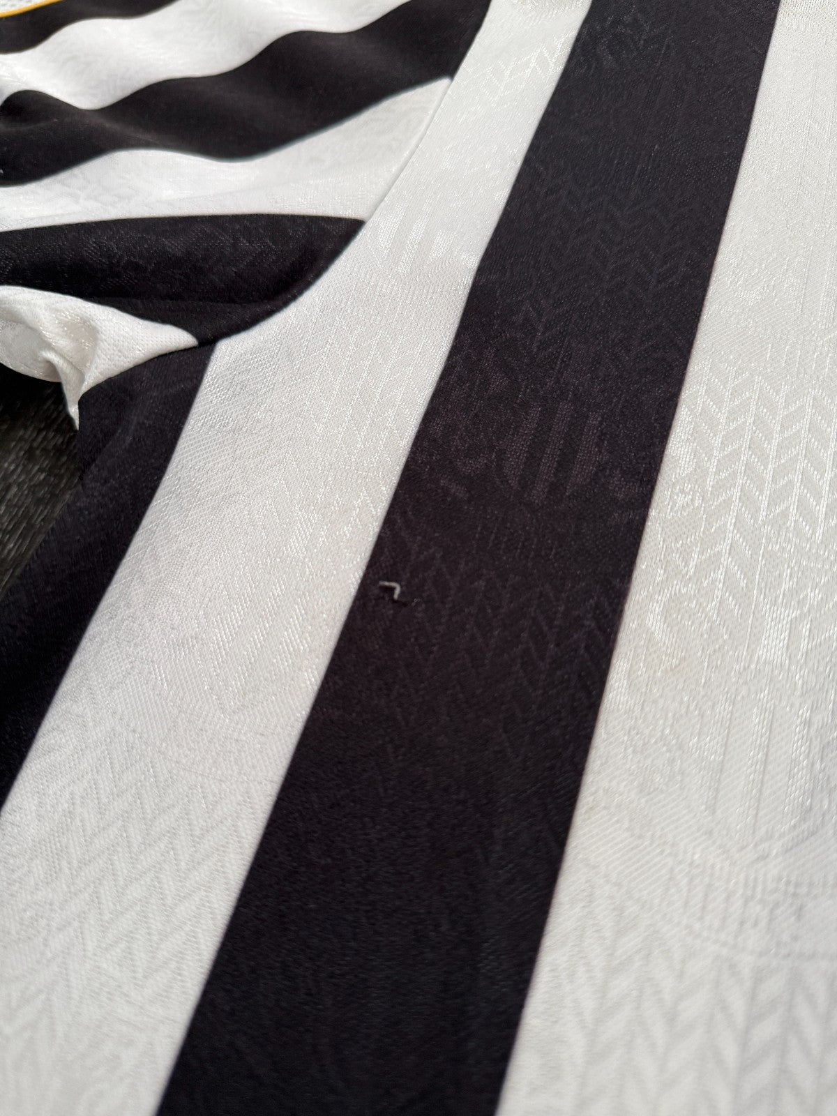 Original Adidas Newcastle United 1997/1998 Home Shirt Mens Large4