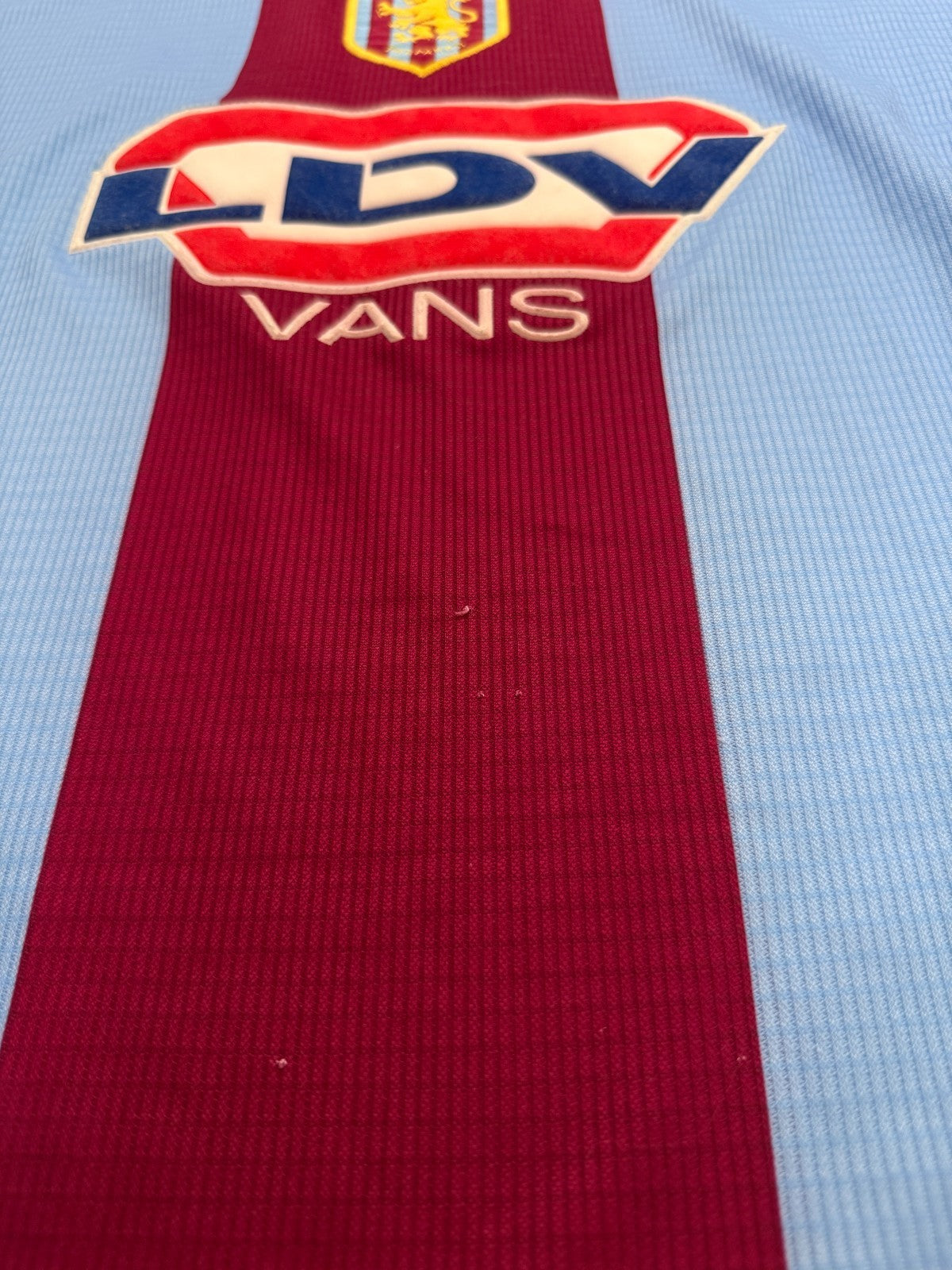SIGNED Original Reebok Aston Villa 1999/2000 Home Shirt Mens Small5