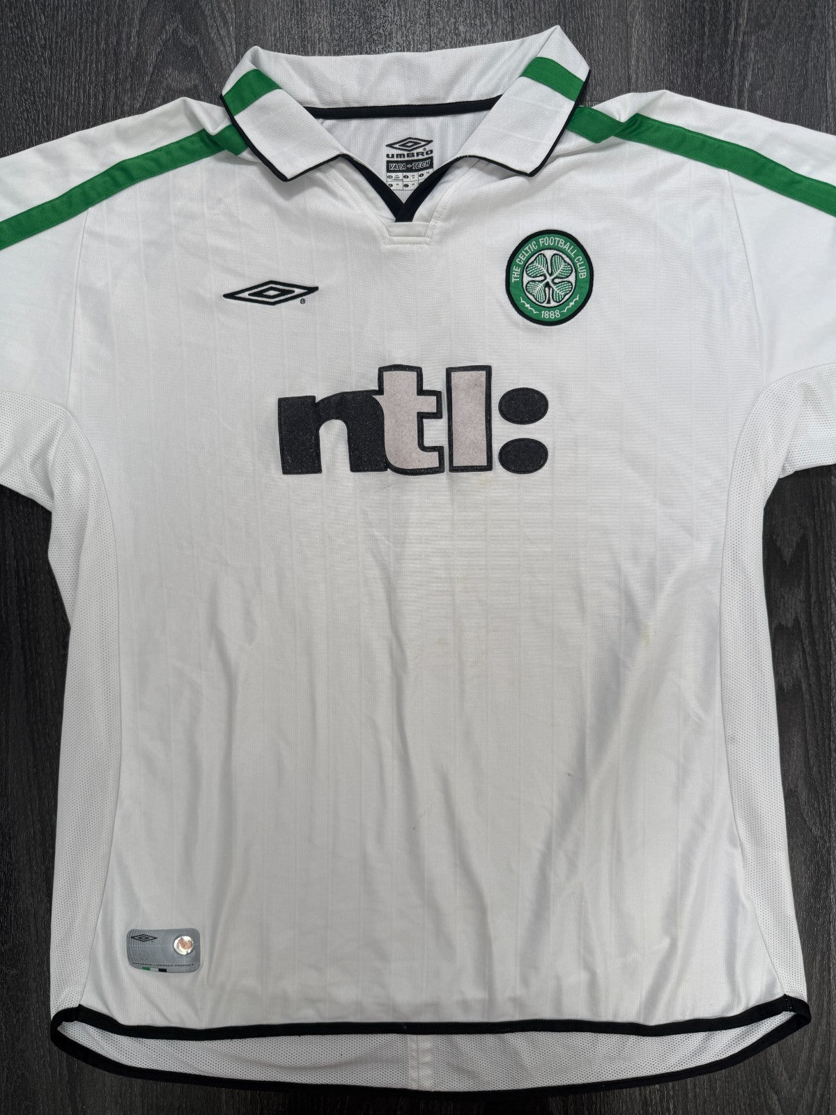 Original Authentic Umbro Celtic 2001/2002 Away Shirt Mens XXL 2XL0