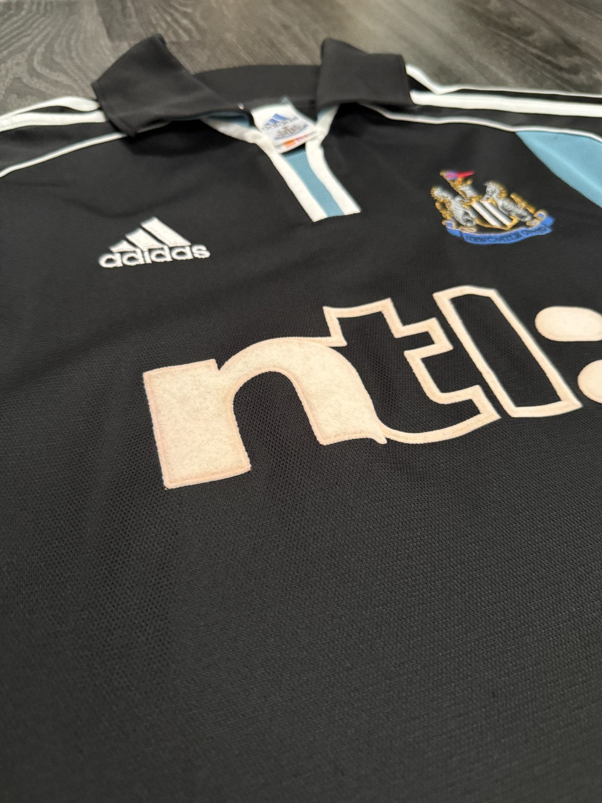 Original Adidas Newcastle United 2000/2001 Away Shirt Mens Small S3