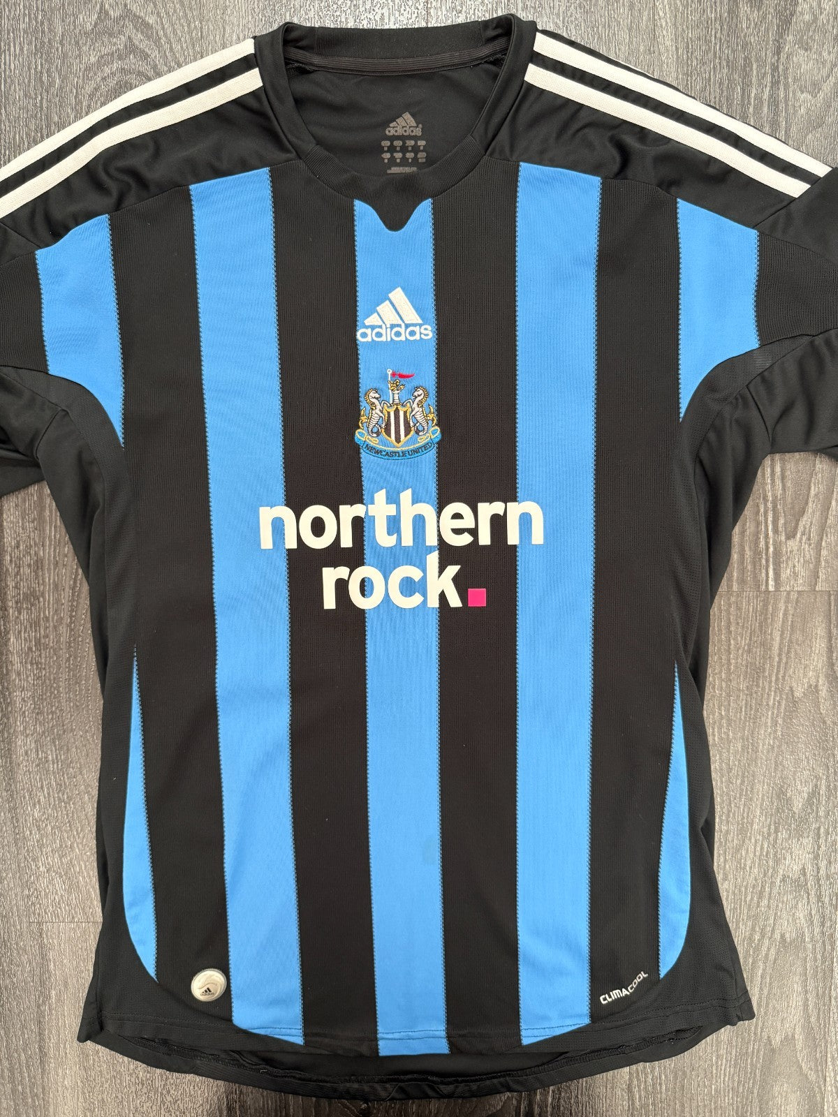 Original Adidas Newcastle United 2009/2010 Third Shirt Mens Medium M0