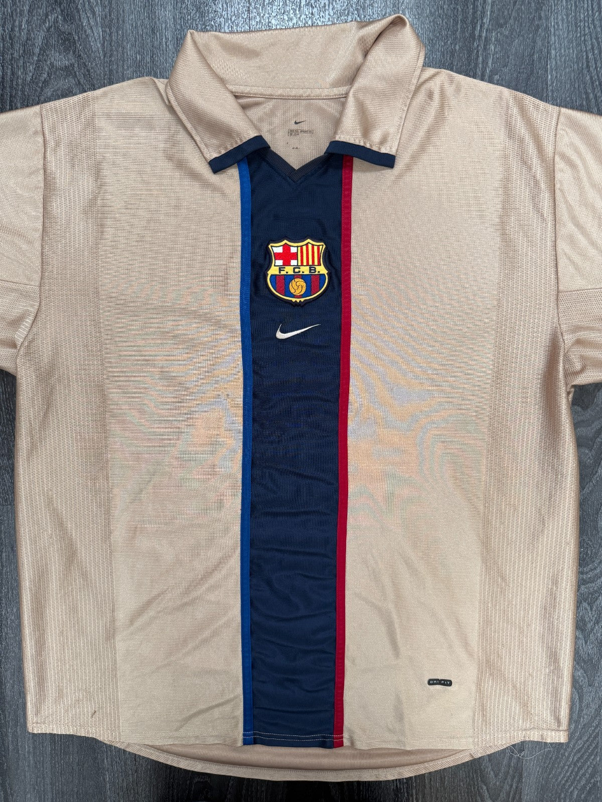 Original Nike FC Barcelona 2001/2002 Away Shirt Mens XXL 2XL0