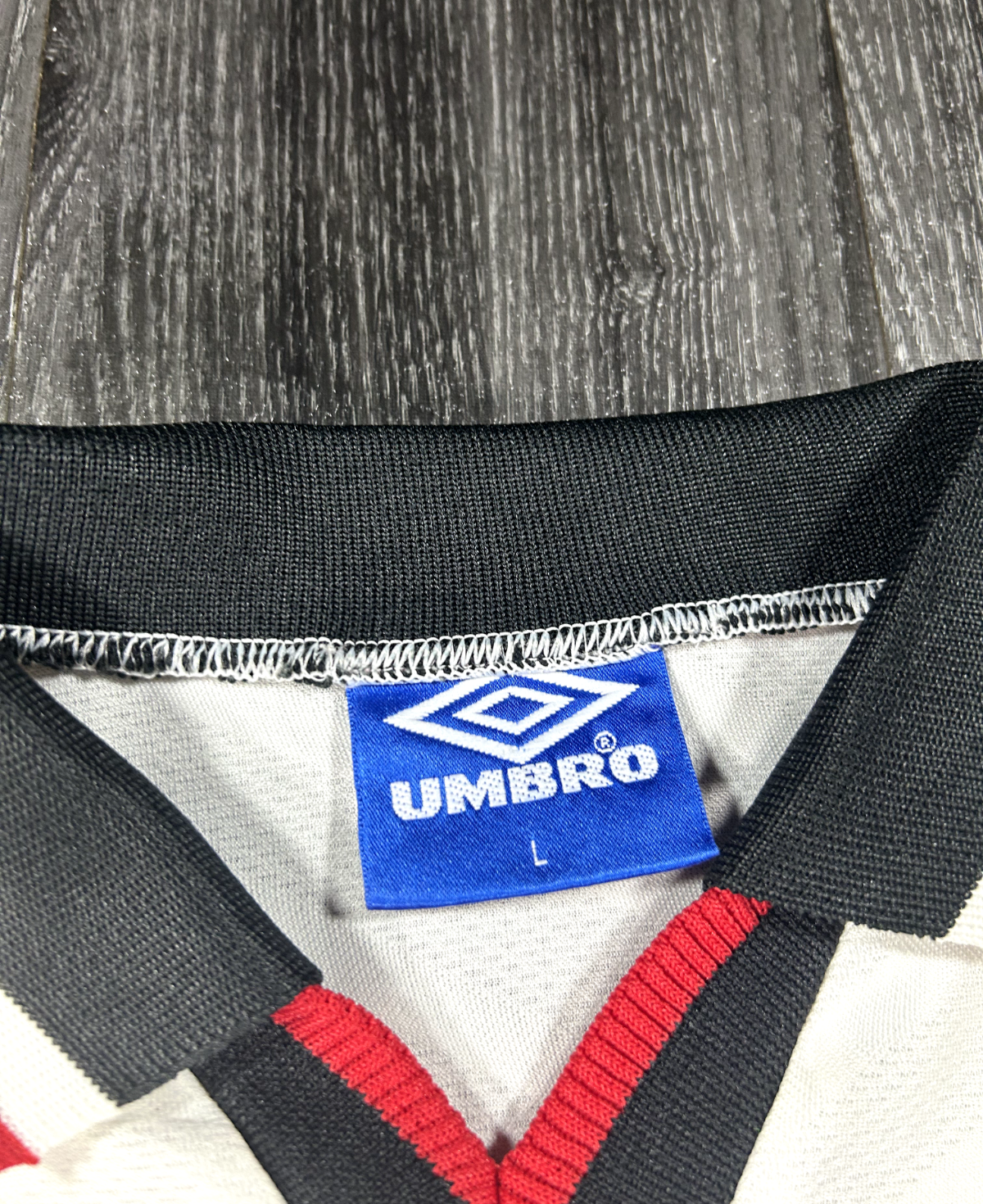 Original Authentic Umbro Manchester United 1996/1997 Away Shirt Mens Large8