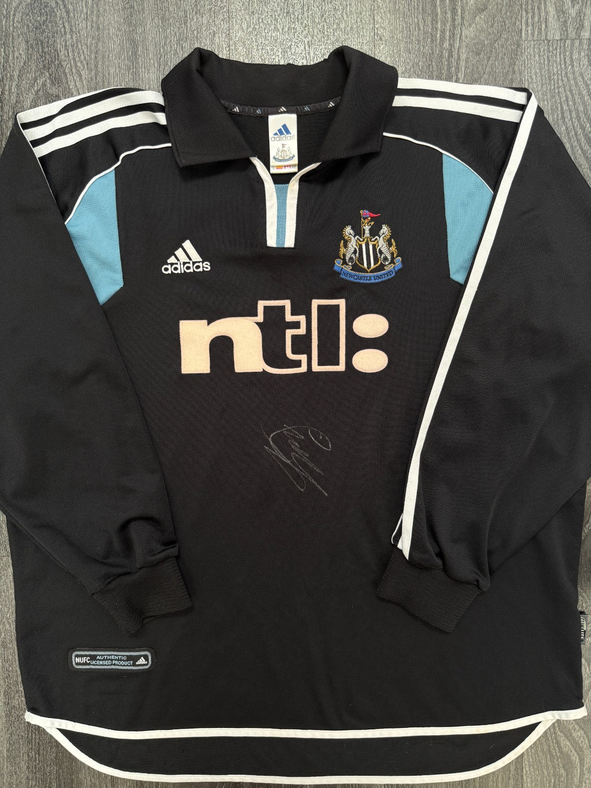 Original Adidas Newcastle United 2000/2001 Away Shirt Mens Extra Large0