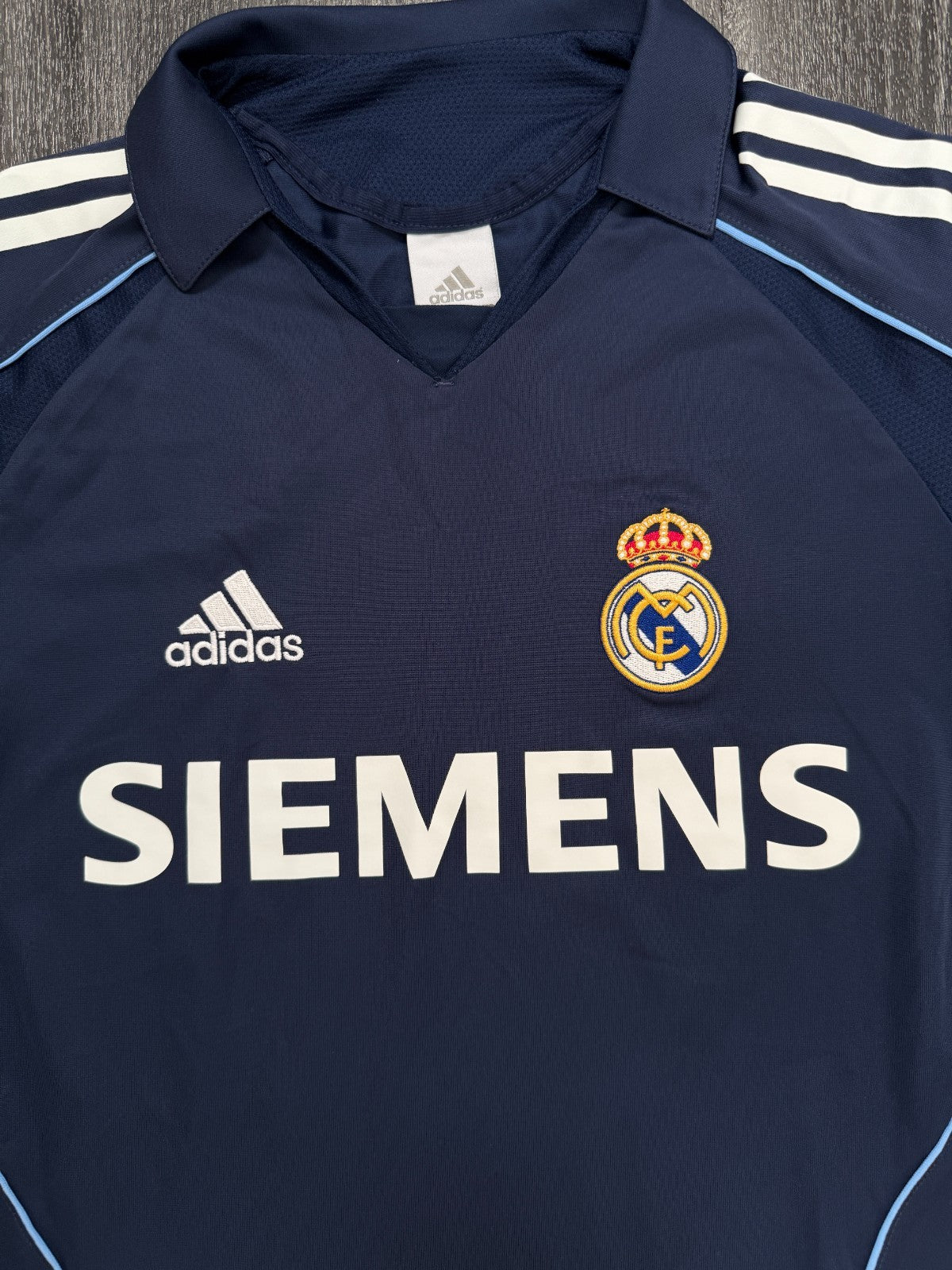 Original Authentic Adidas Real Madrid 2005/2006 Home Shirt Mens Small1
