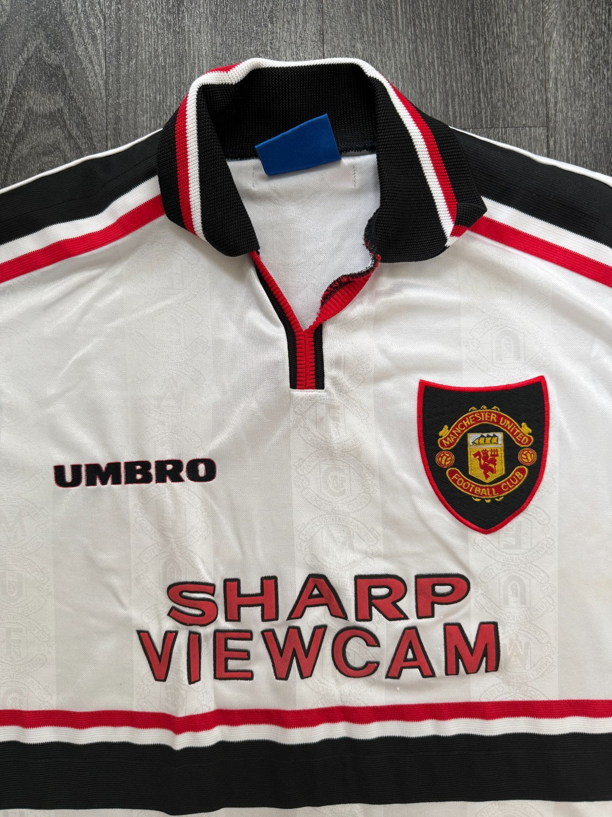 Original Authentic Umbro Manchester United 1997/1998 Away Shirt Mens XXL 2XL1