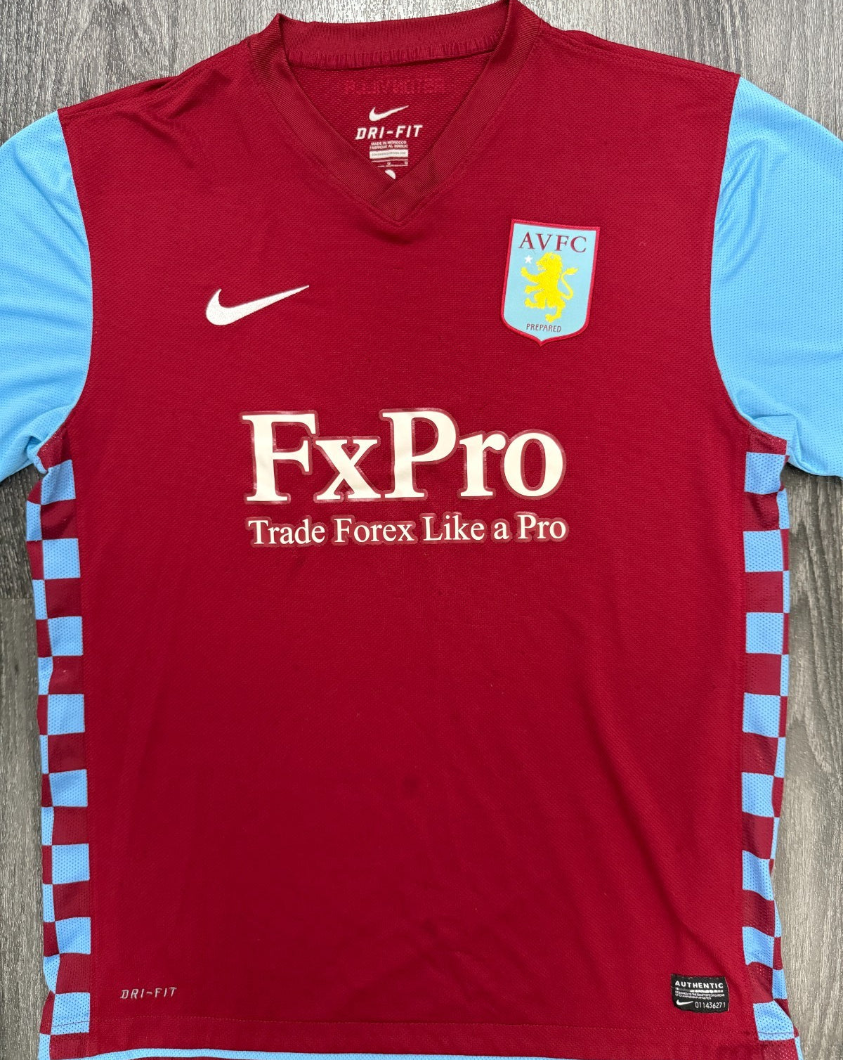 Original Authentic Nike Aston Villa 2010/2011 Home Shirt Mens Large0