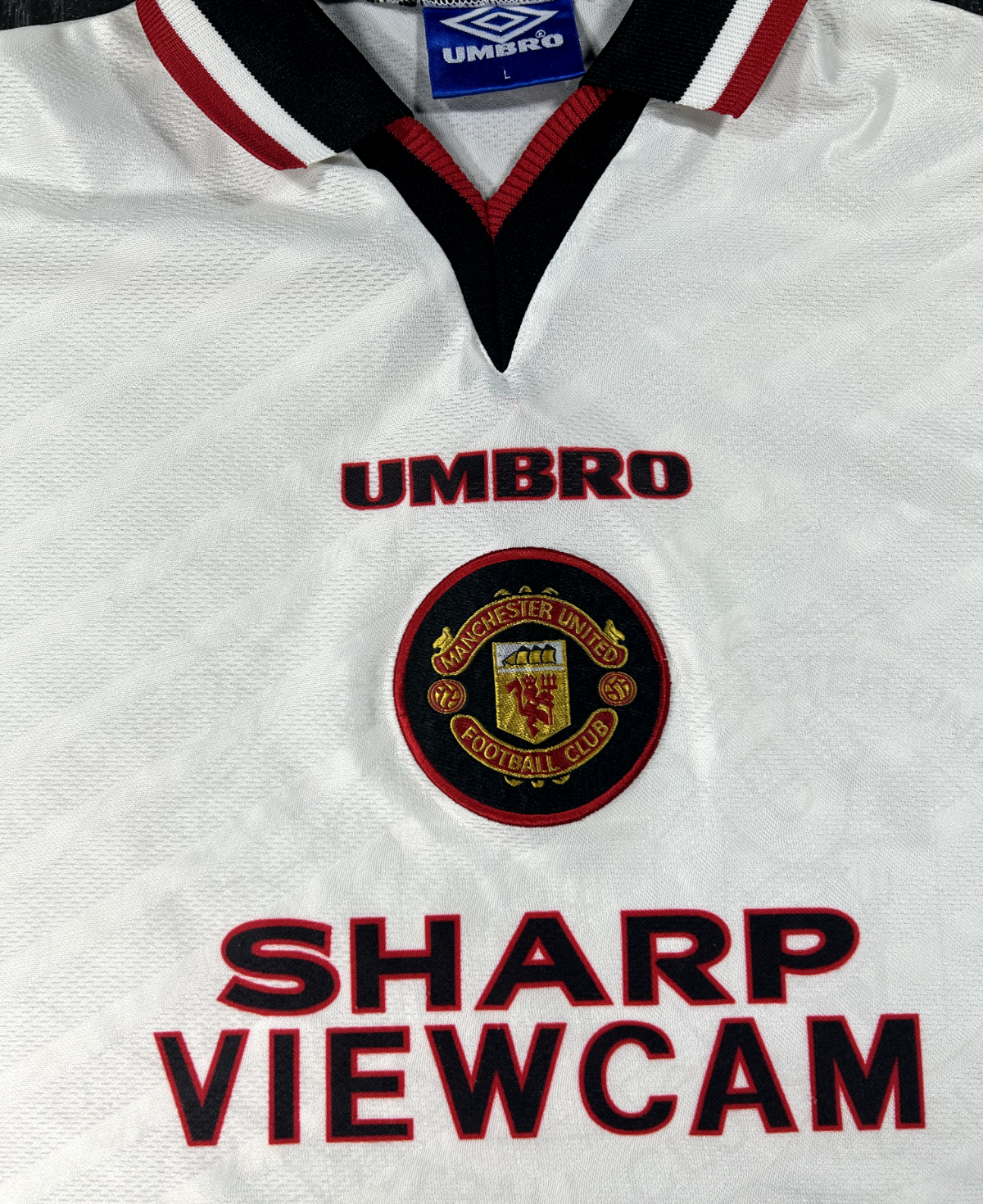 Original Authentic Umbro Manchester United 1996/1997 Away Shirt Mens Large1