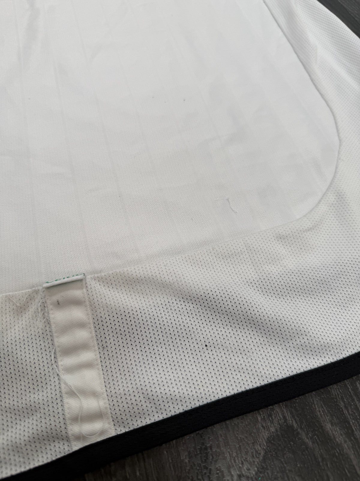 Original Authentic Umbro Celtic 2001/2002 Away Shirt Mens XXL 2XL9