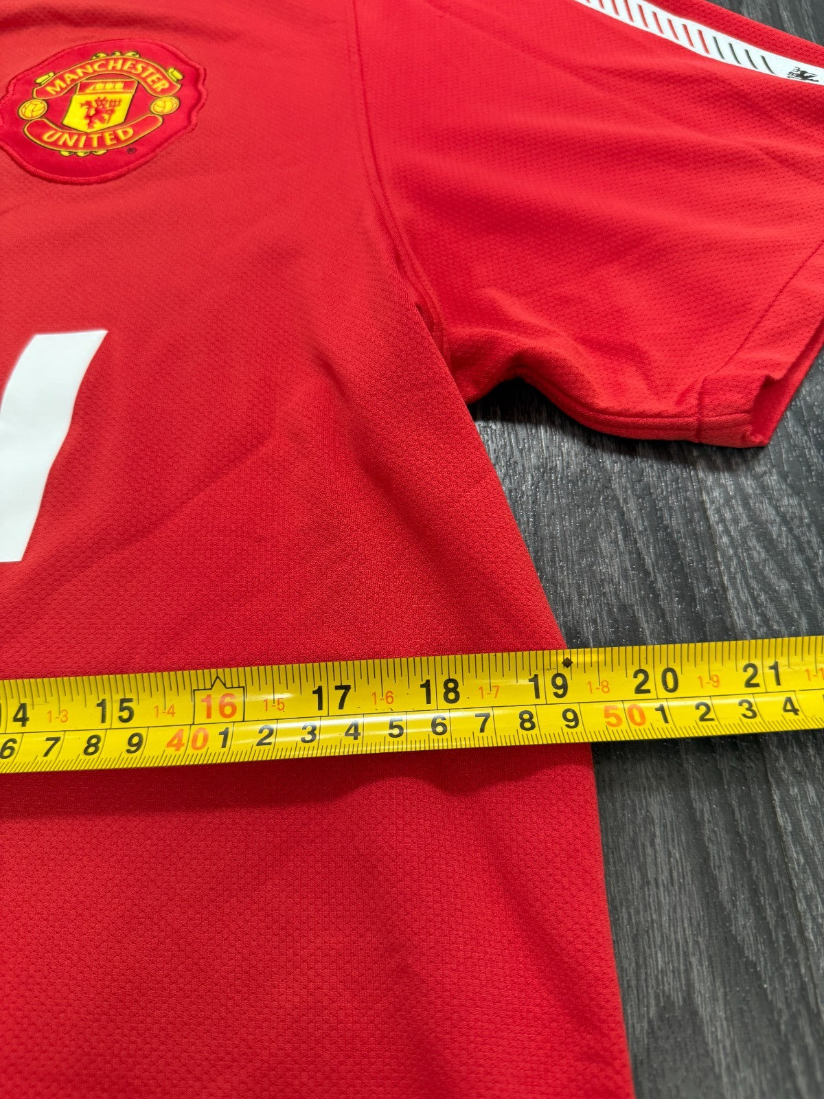 Original Authentic Nike Manchester United 2010/2011 Home Shirt Mens Medium4