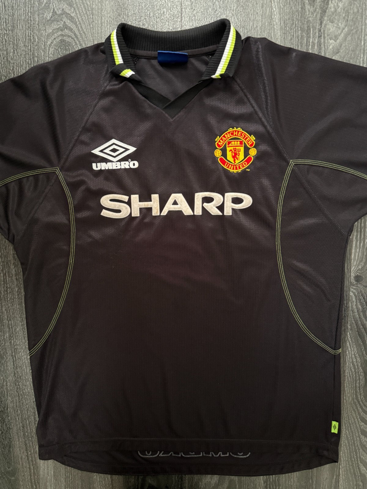 Original Umbro Manchester United 1998/1999 Third Shirt Mens Extra Large0