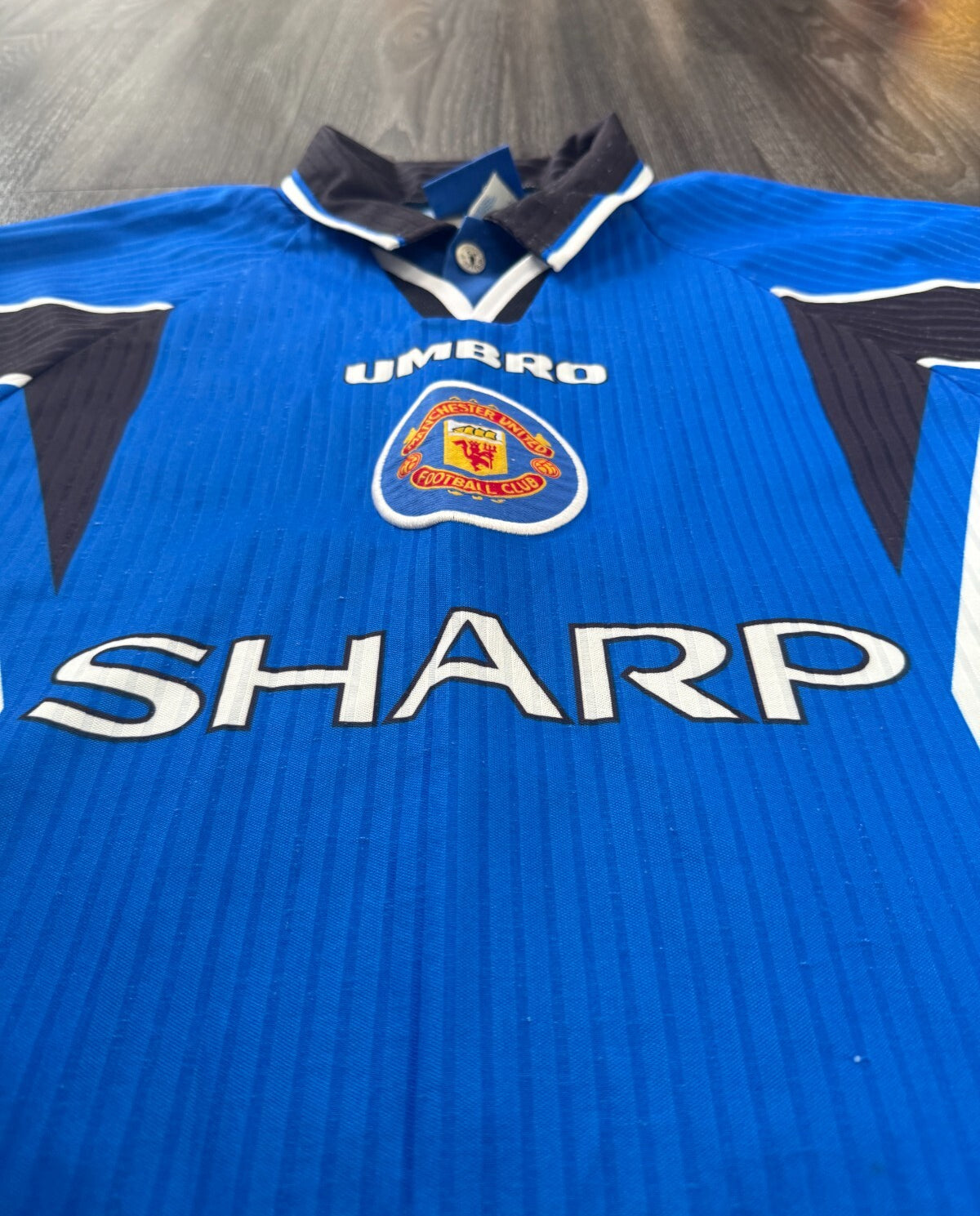 Original Authentic Umbro Manchester United 1996/1997 SHERINGHAM 10 Third Shirt9