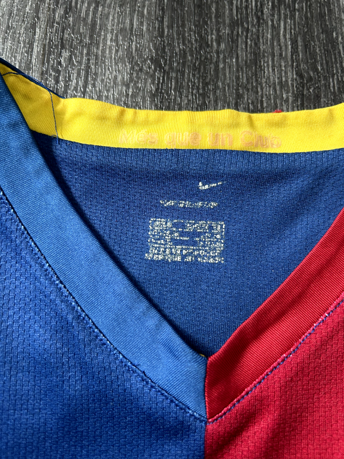 Original Authentic Nike Barcelona 2006/2007 Home Shirt Mens Medium6