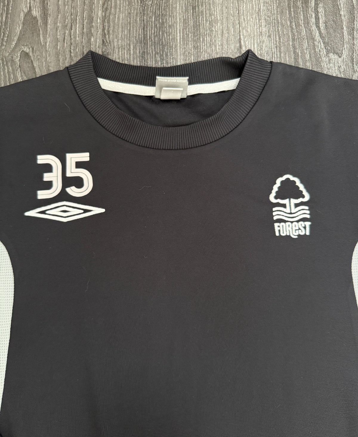 Original Umbro Nottingham Forest 2000s Training Jumper Sweatshirt Mens XL1