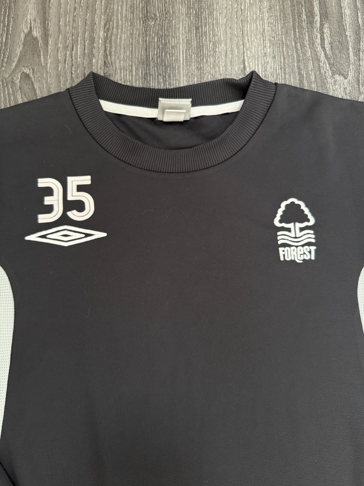 Original Umbro Nottingham Forest 2000s Training Jumper Sweatshirt Mens XL1