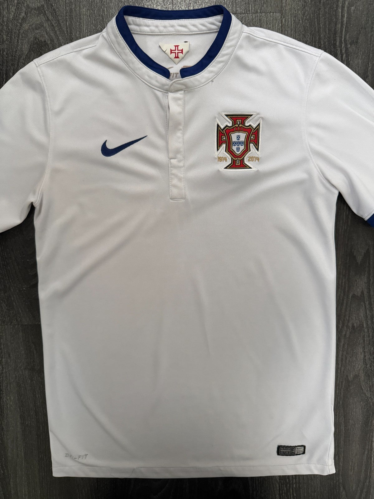 Original Nike Portugal 2014 Away Shirt Mens Small S0