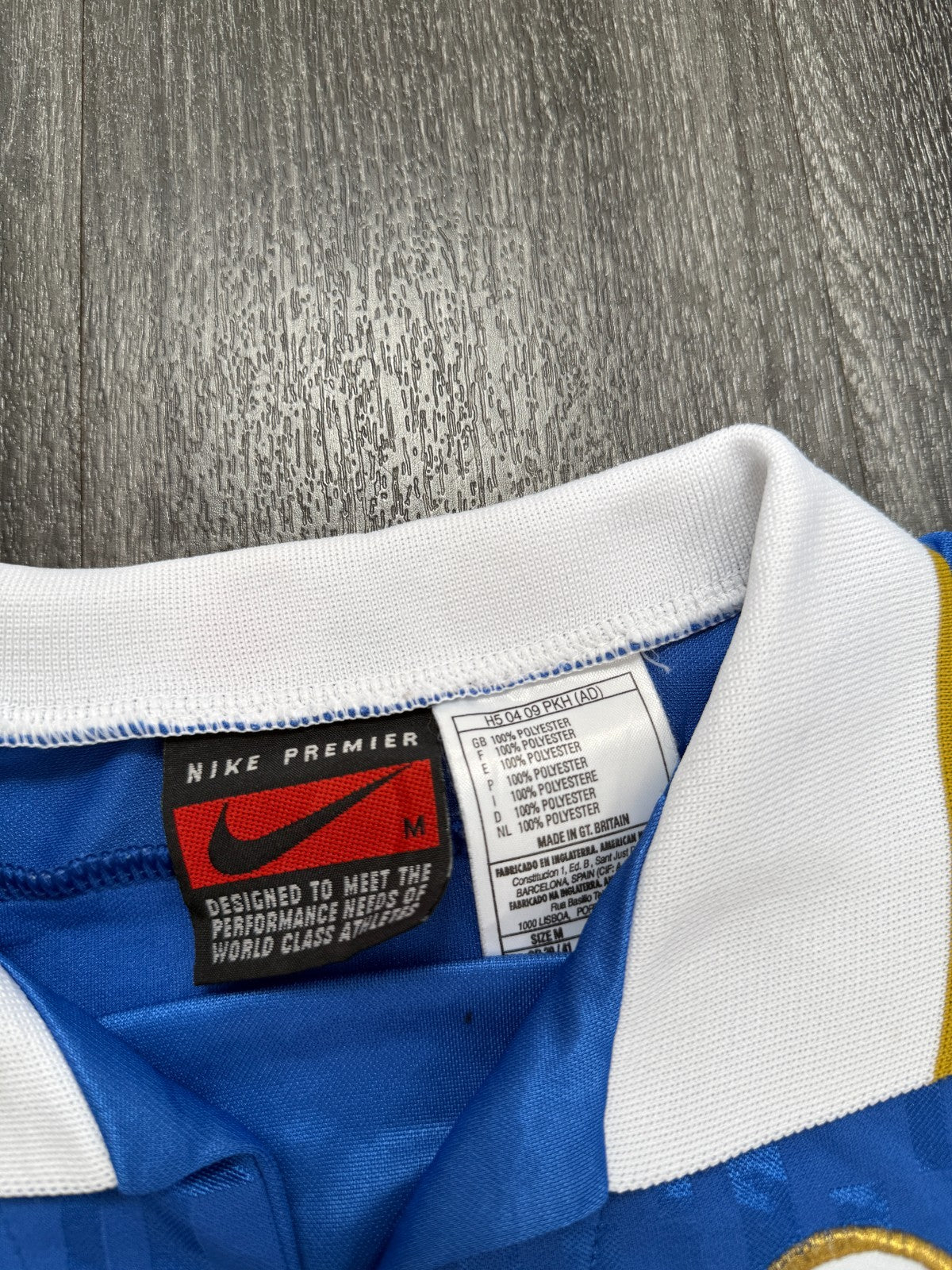 Original Authentic Nike Italy 1995 Home Football Shirt Mens Medium2