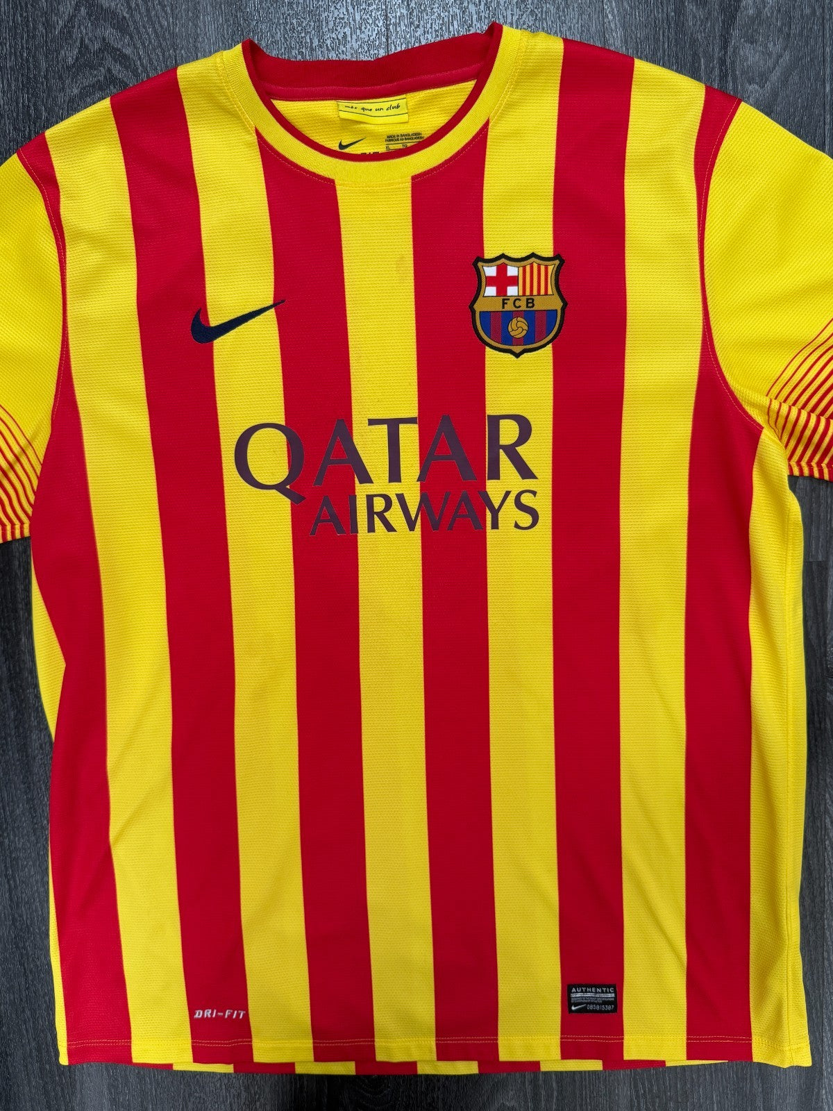 Original Nike Barcelona 2013/2014 Away Shirt Mens Extra Large XL0