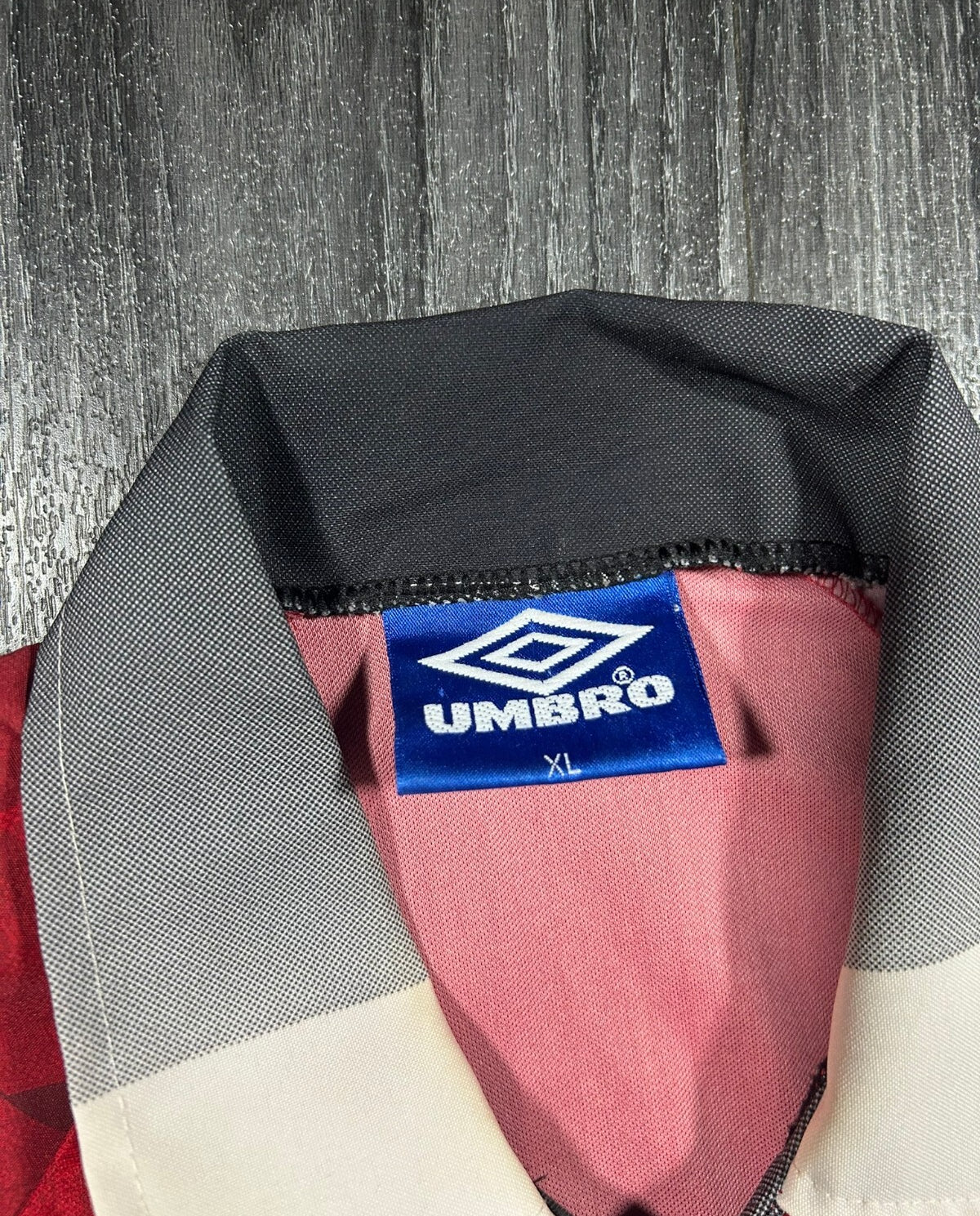 MINT Original Authentic Umbro Manchester United 1996/1997 Home Shirt Mens XL3