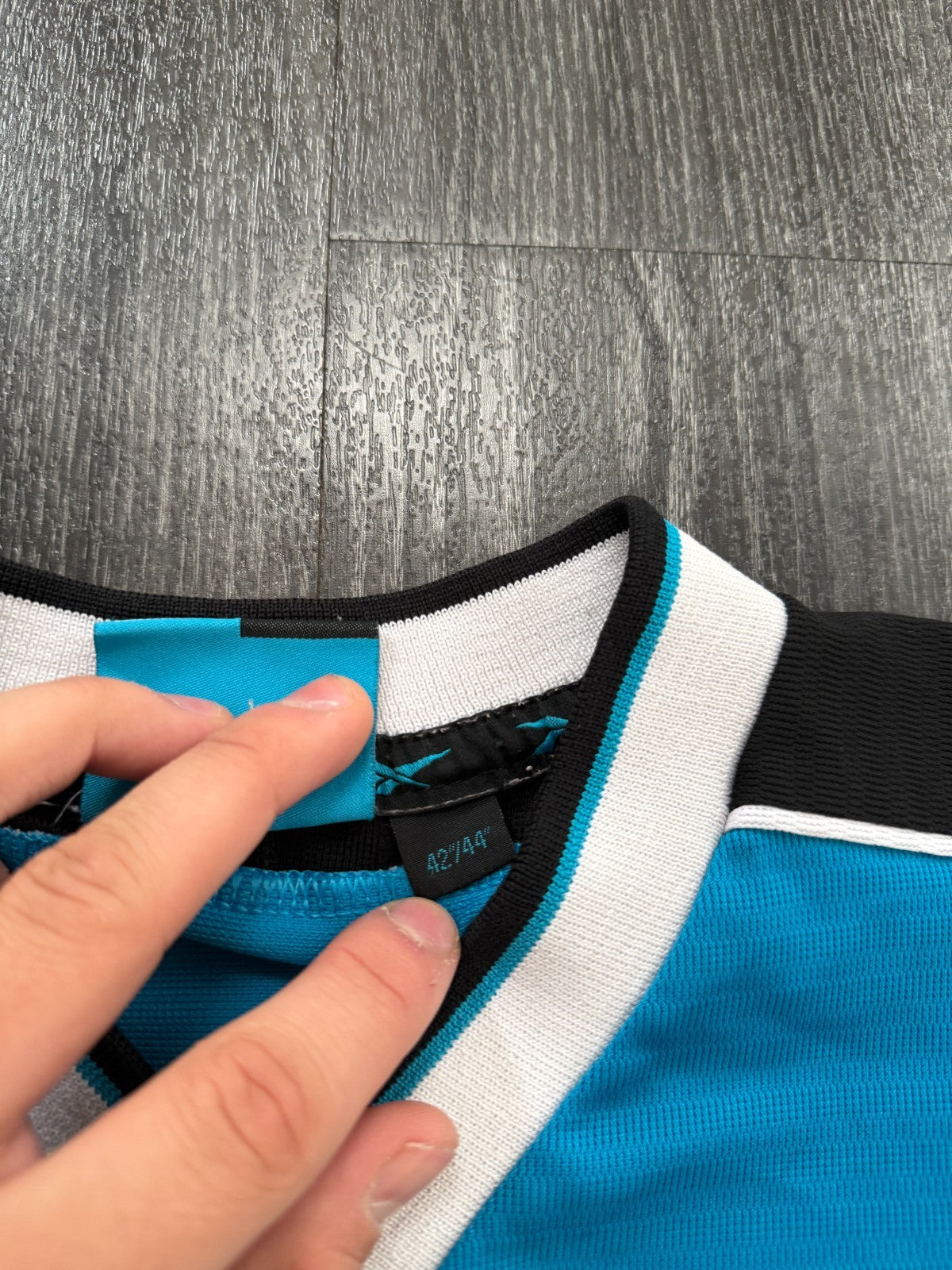 Original Authentic Reebok Aston Villa 1998/1999 Away Shirt Mens Large2