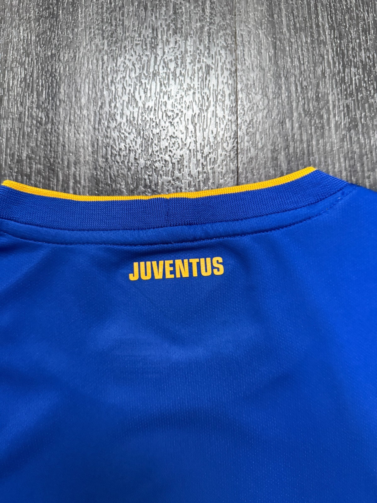 Original Nike Juventus 2014/2015 Away Shirt Mens Small S7