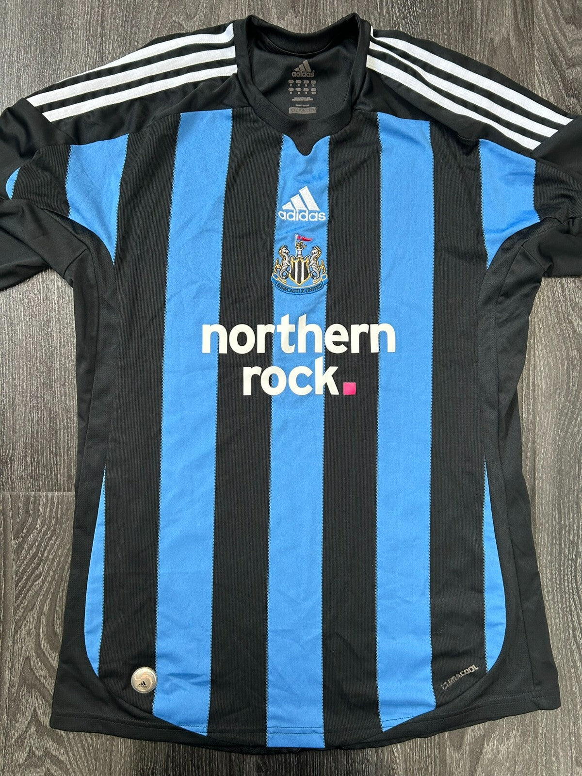 Original Authentic Adidas Newcastle United 2009/2010 Third Shirt Mens Medium0