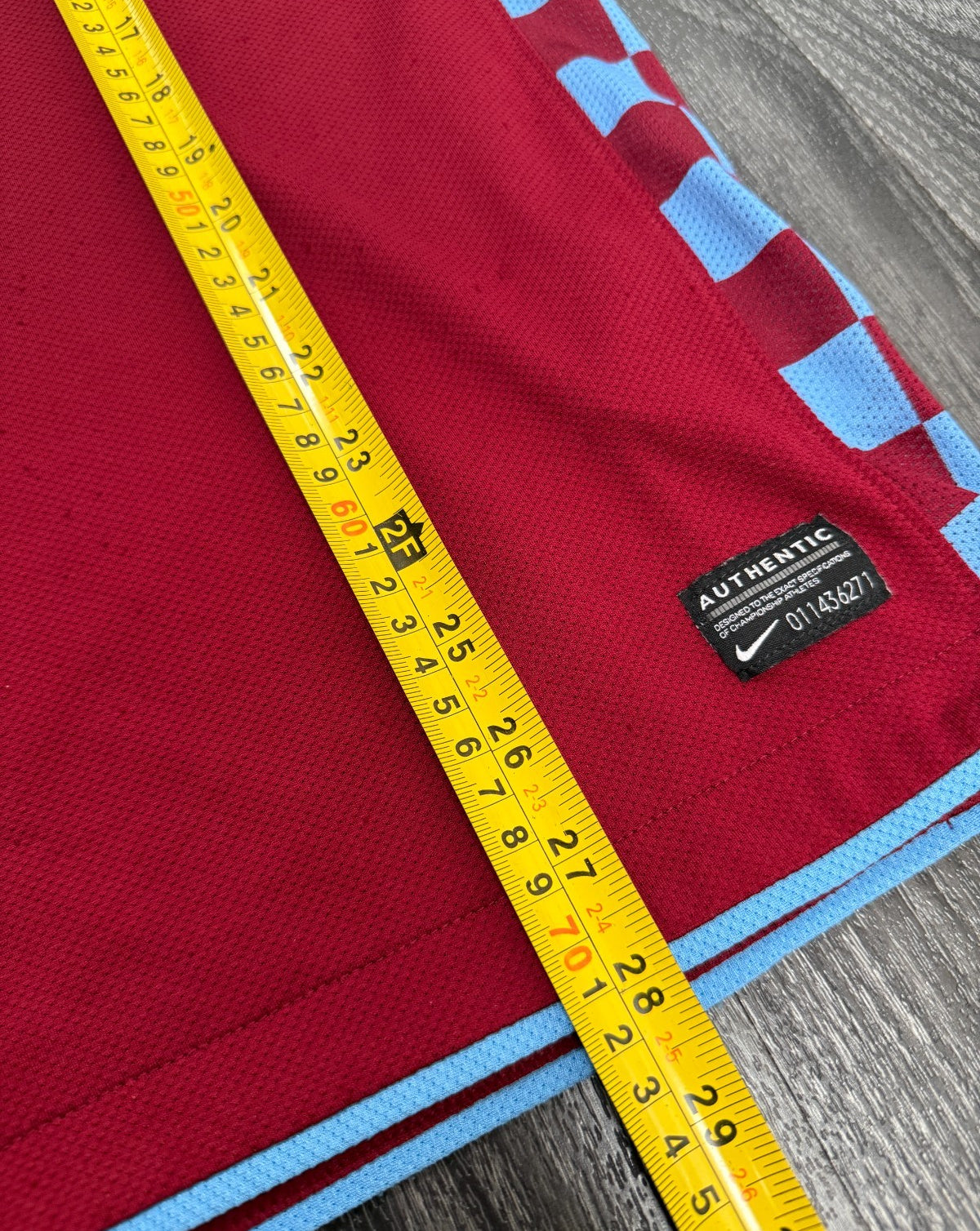 Original Authentic Nike Aston Villa 2010/2011 Home Shirt Mens Large5