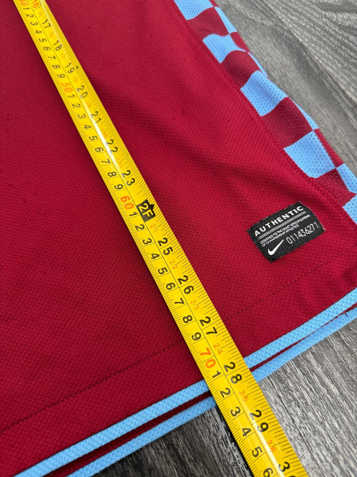 Original Authentic Nike Aston Villa 2010/2011 Home Shirt Mens Large5