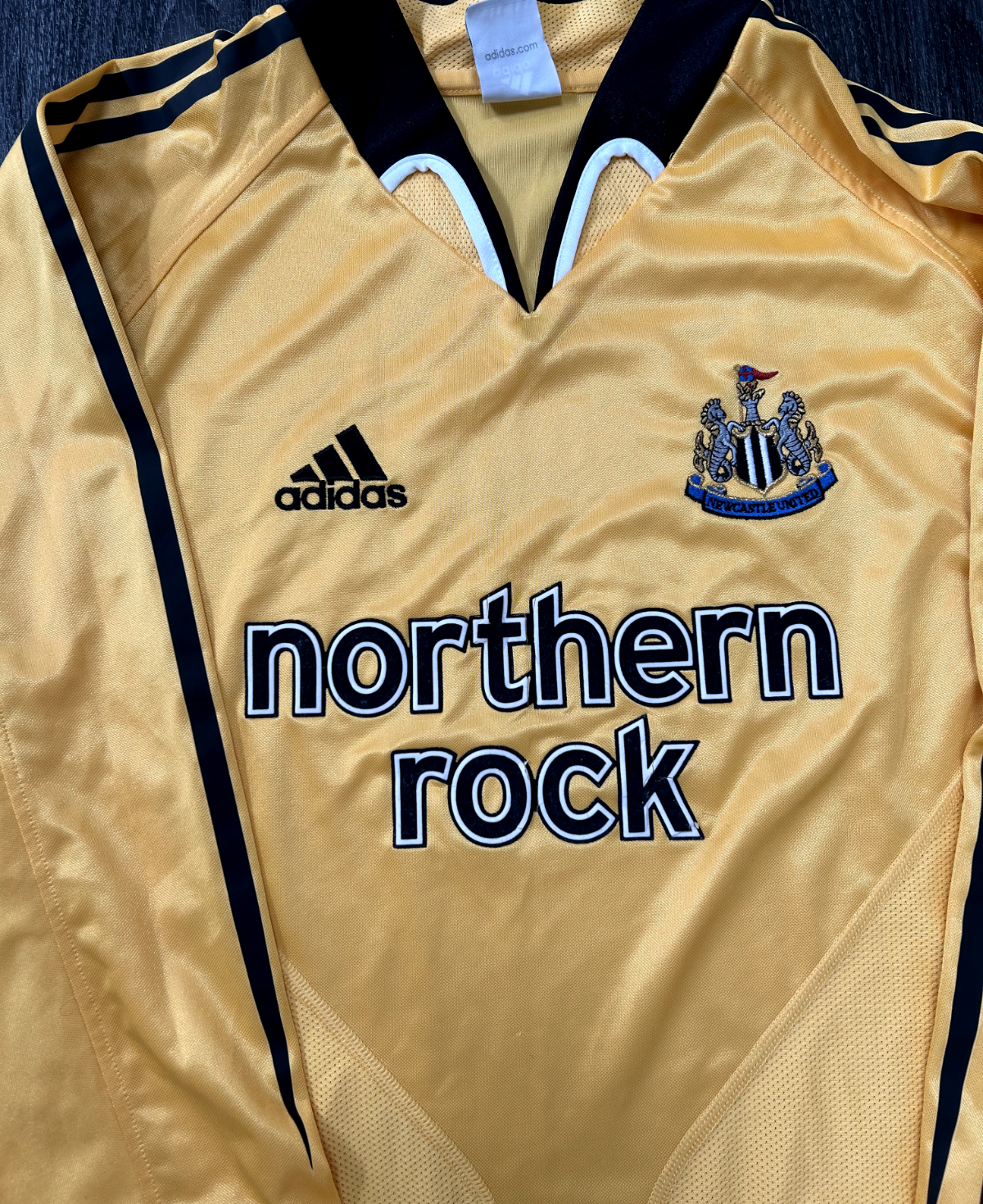 Authentic Adidas Newcastle United 2004/2005 Third Shirt Long Sleeve Mens Small1