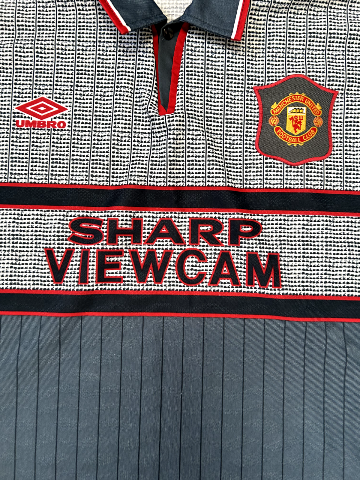 Original Authentic Umbro Manchester United 1995/1996 Away Shirt 2XL Mens1