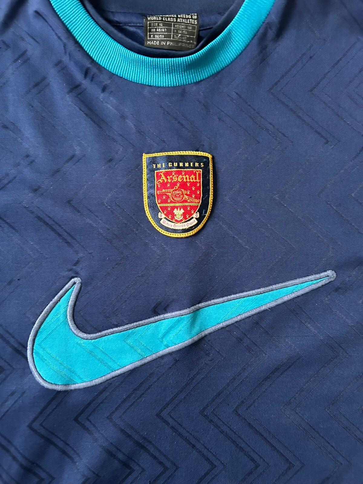 Original Authentic Nike Arsenal 1994/1996 Training Shirt Mens Extra Large1
