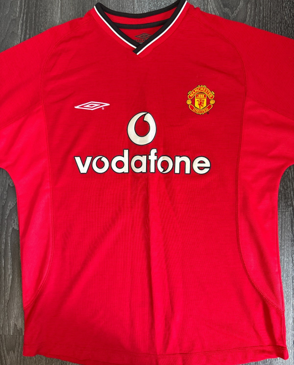 Original Authentic Umbro Manchester United 2000/2001 Home Shirt Mens Medium0