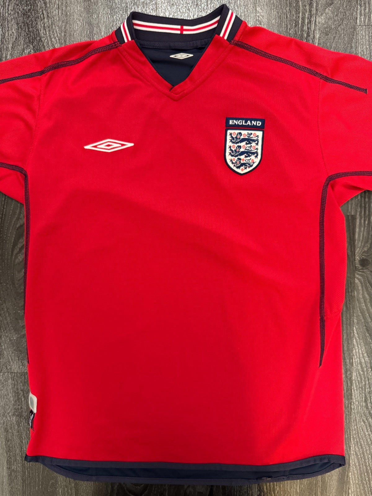 Original Umbro England 2002 Away Shirt Mens Medium0