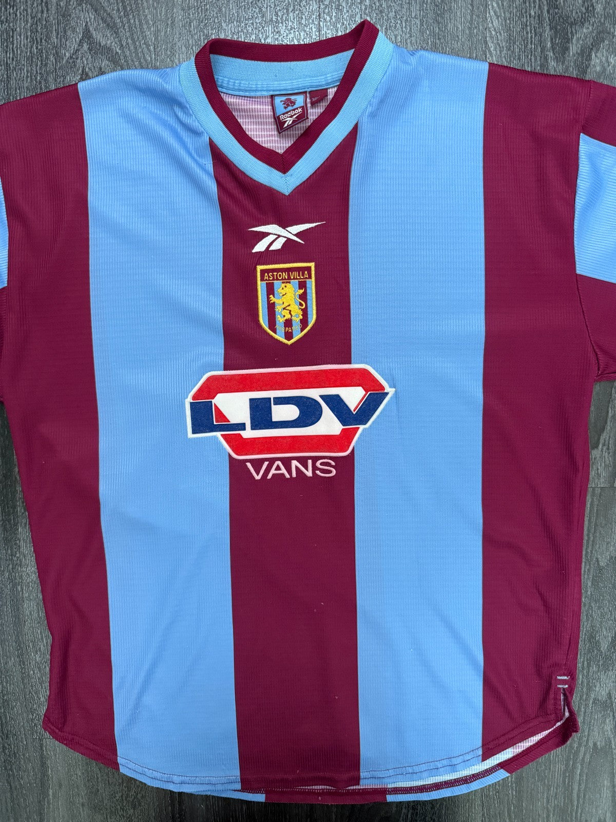 Original Reebok Aston Villa 1999/2000 Home Shirt Mens Medium M0