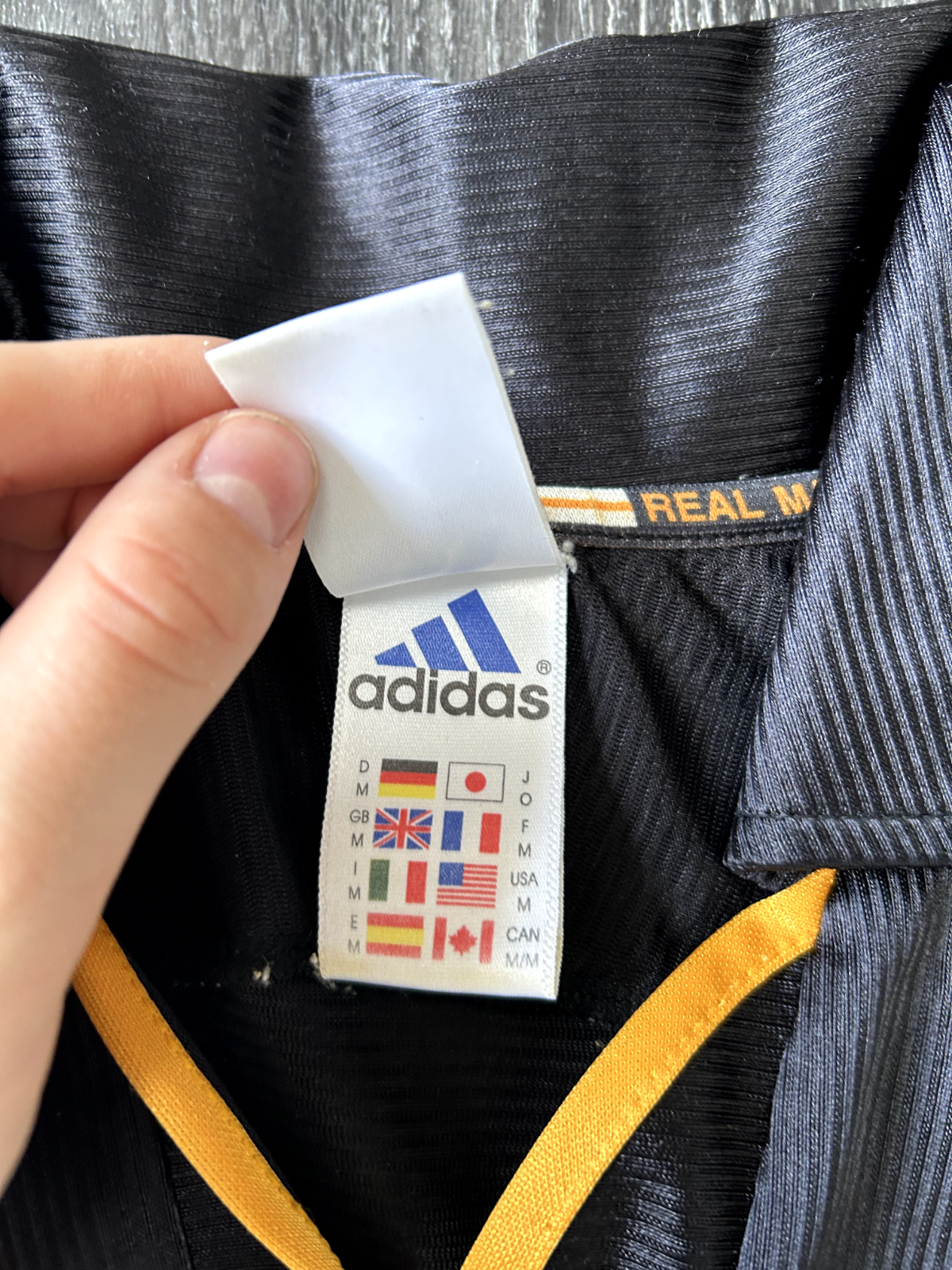 Original Authentic Adidas Real Madrid 1999/2000 Away Shirt Medium Mens6