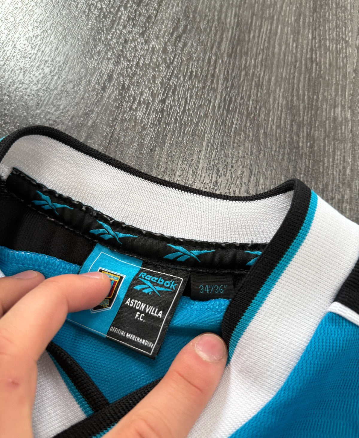 Original Authentic Reebok Aston Villa 1998/1999 Away Shirt Mens Small2