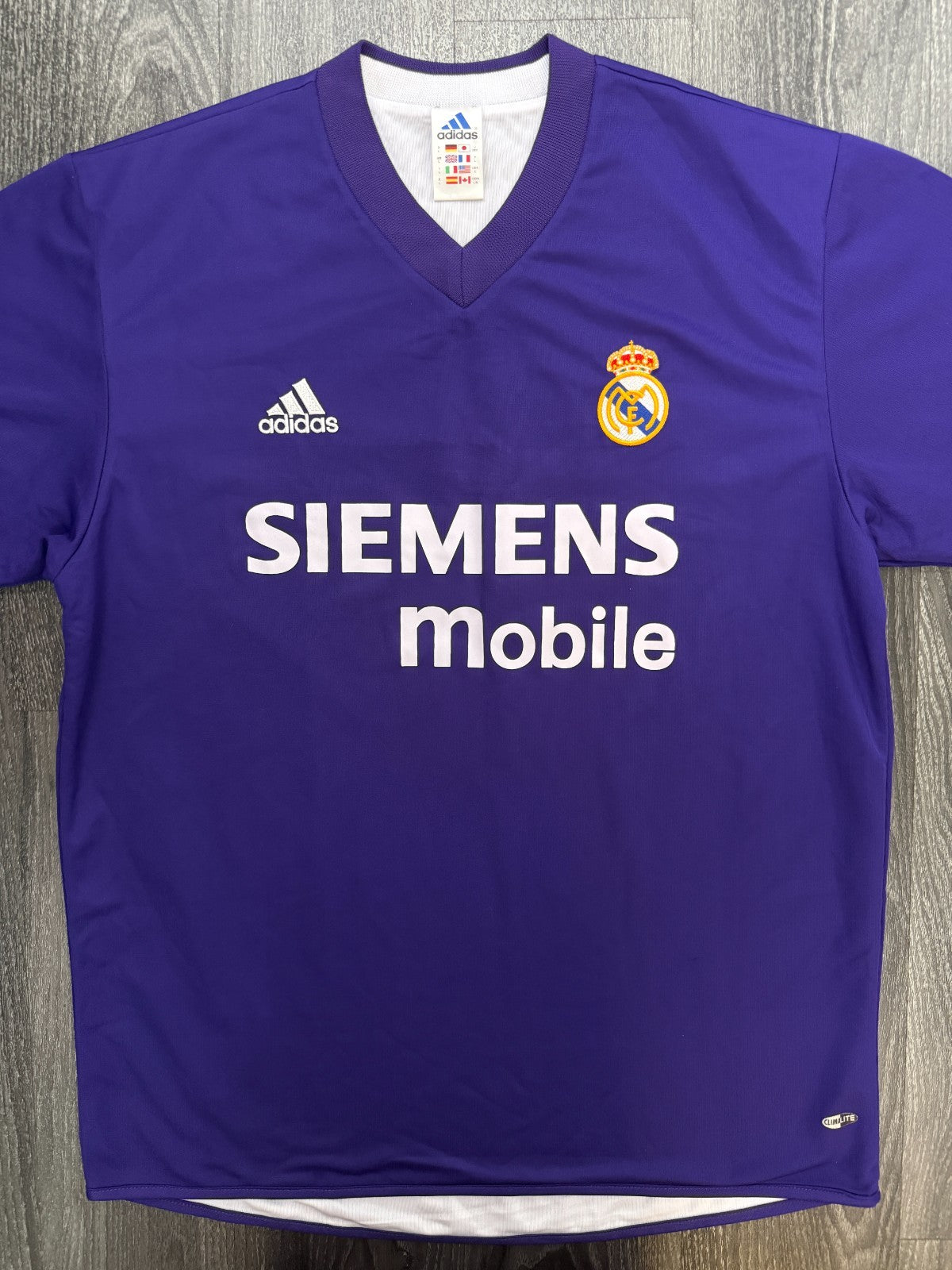 Original Adidas Real Madrid 2001/2002 Centenary Third Shirt Mens Large0