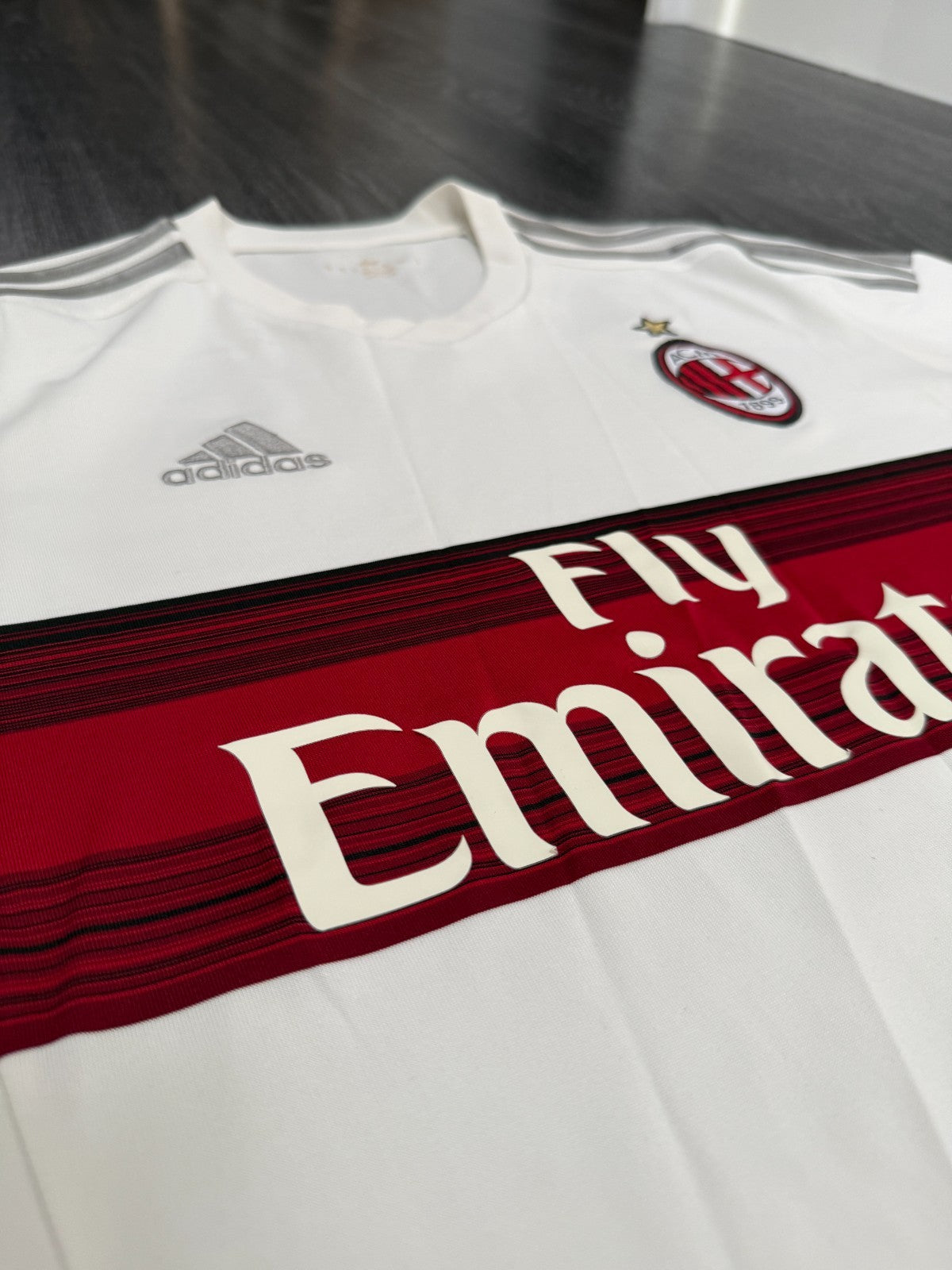 Original Authentic Adidas AC Milan 2015/2016 Away Shirt Mens Medium3