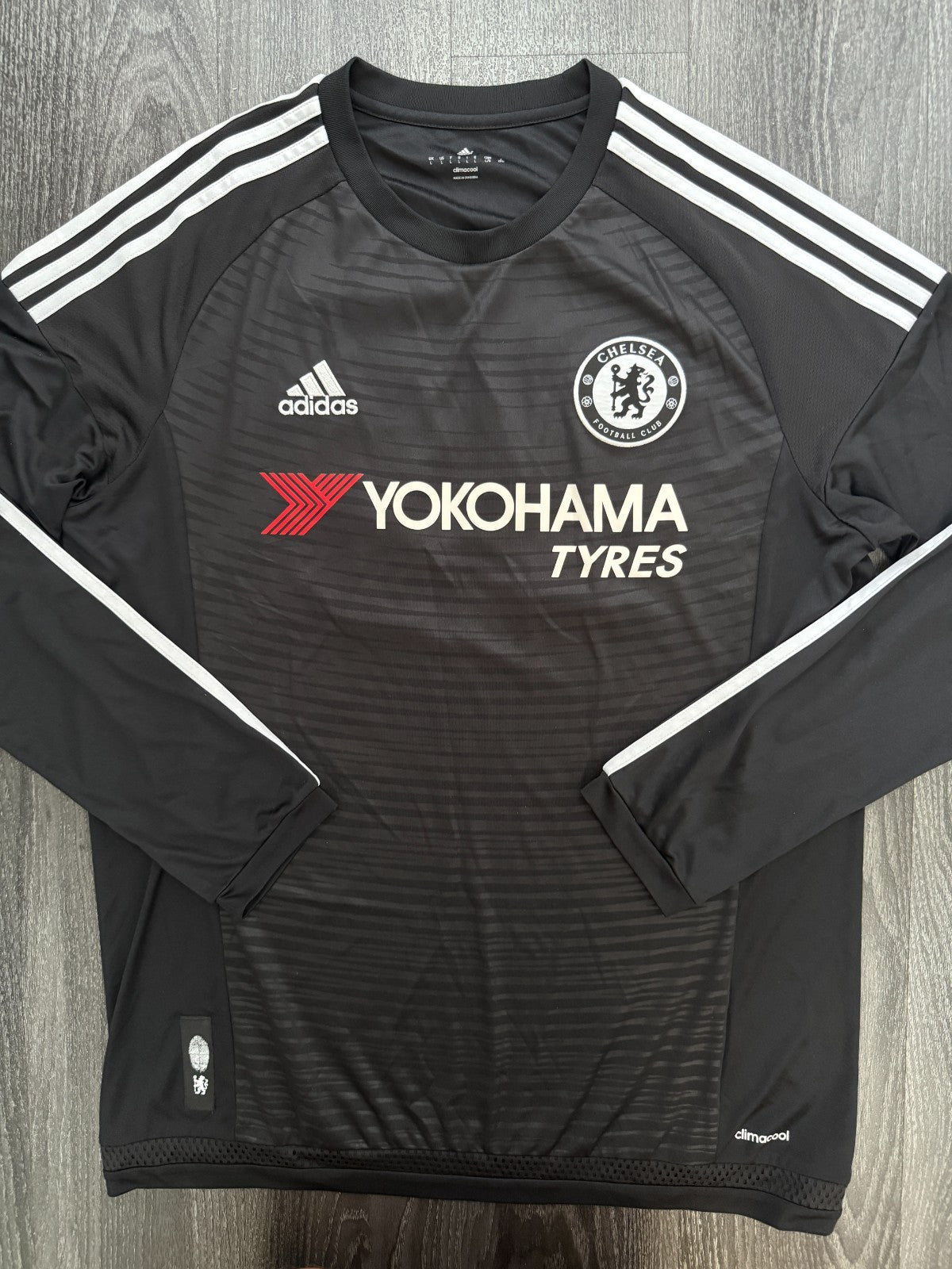 Original Authentic Adidas Chelsea 2015/2016 Long Sleeve Third Shirt Mens Large0