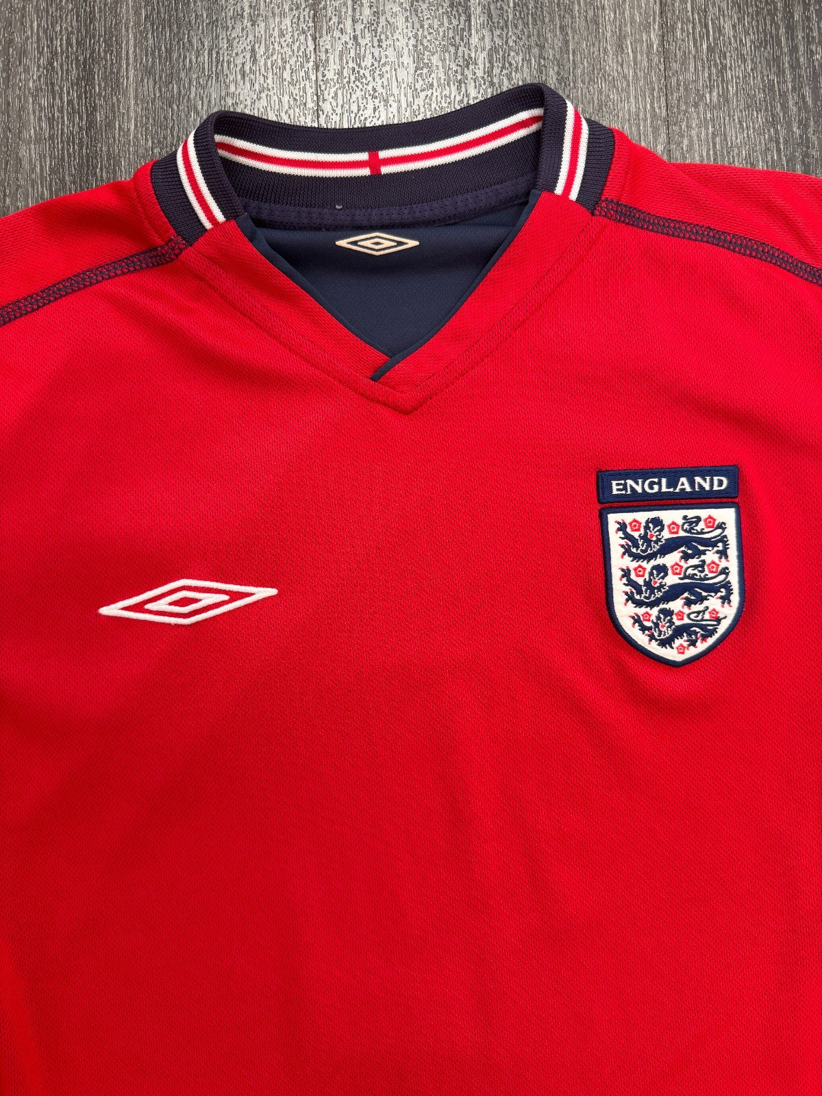 Original Umbro England 2002 Away Shirt Mens Small S1