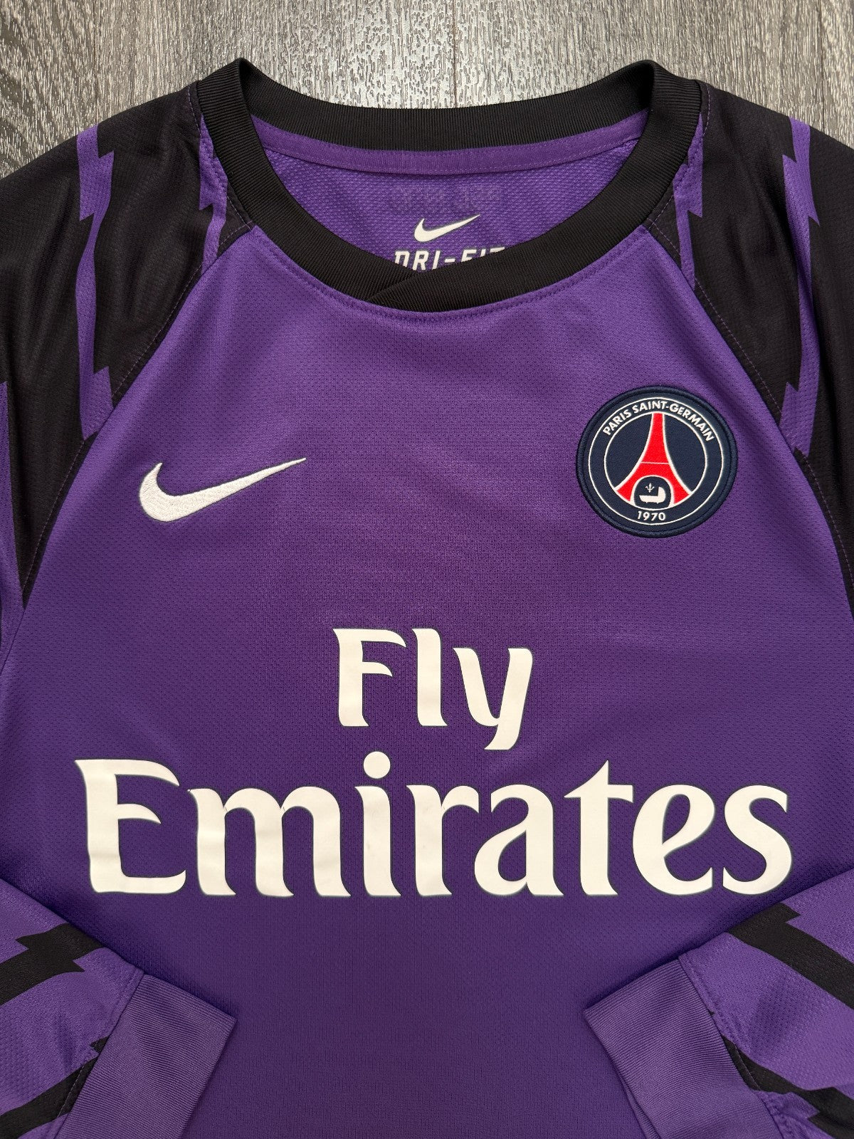 Nike Paris Saint Germain PSG 2010/2011 Goalkeeper Shirt Mens Small S1