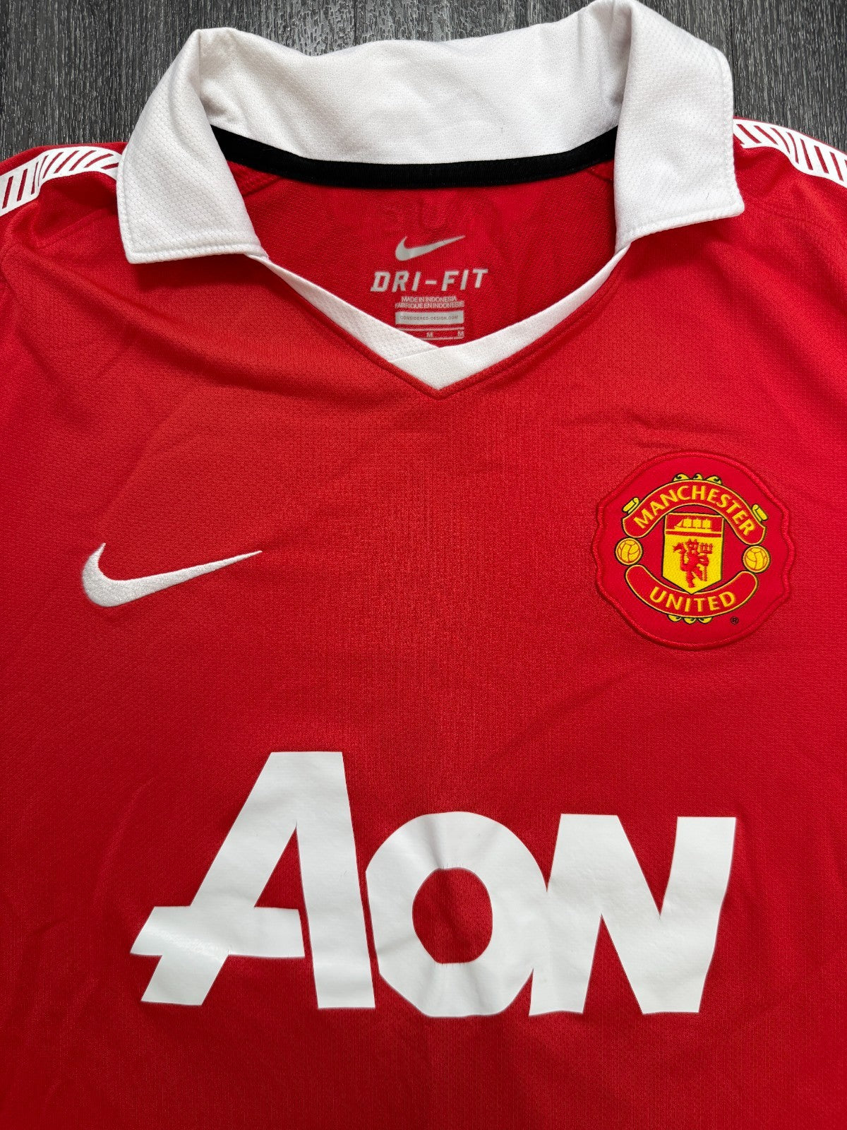 Original Authentic Nike Manchester United 2010/2011 Home Shirt Mens Medium1