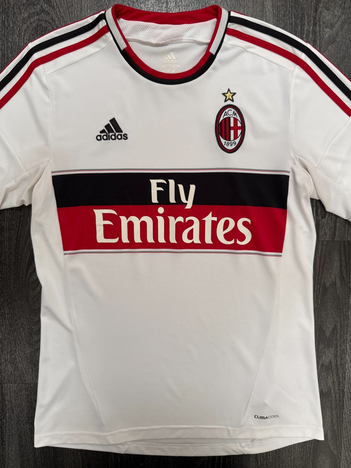 Original Adidas AC Milan 2012/2013 Away Shirt Mens Medium0