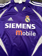 Original Authentic Adidas Real Madrid 2004/2005 Goalkeeper Shirt Mens Small1