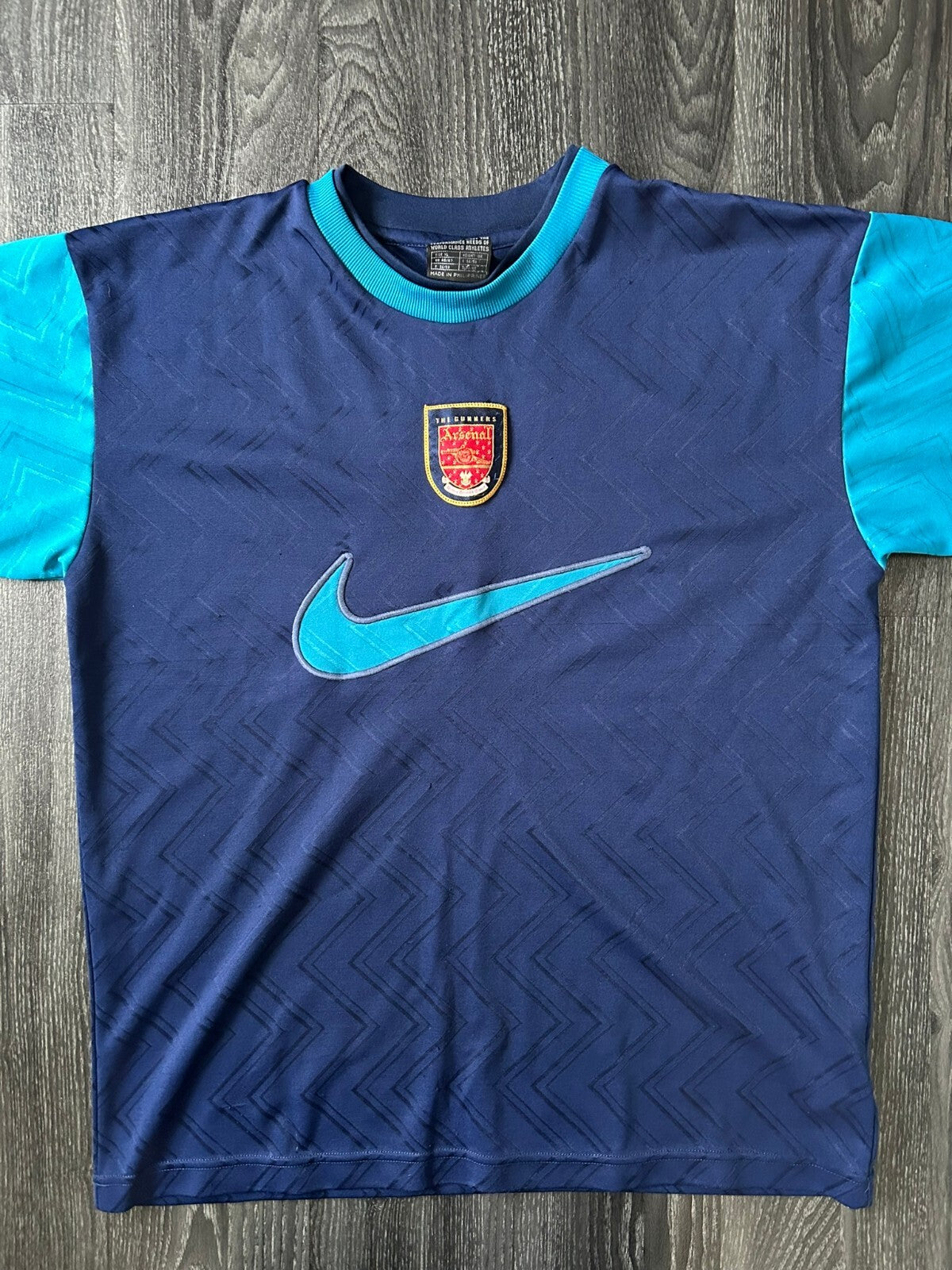 Original Authentic Nike Arsenal 1994/1996 Training Shirt Mens Extra Large0